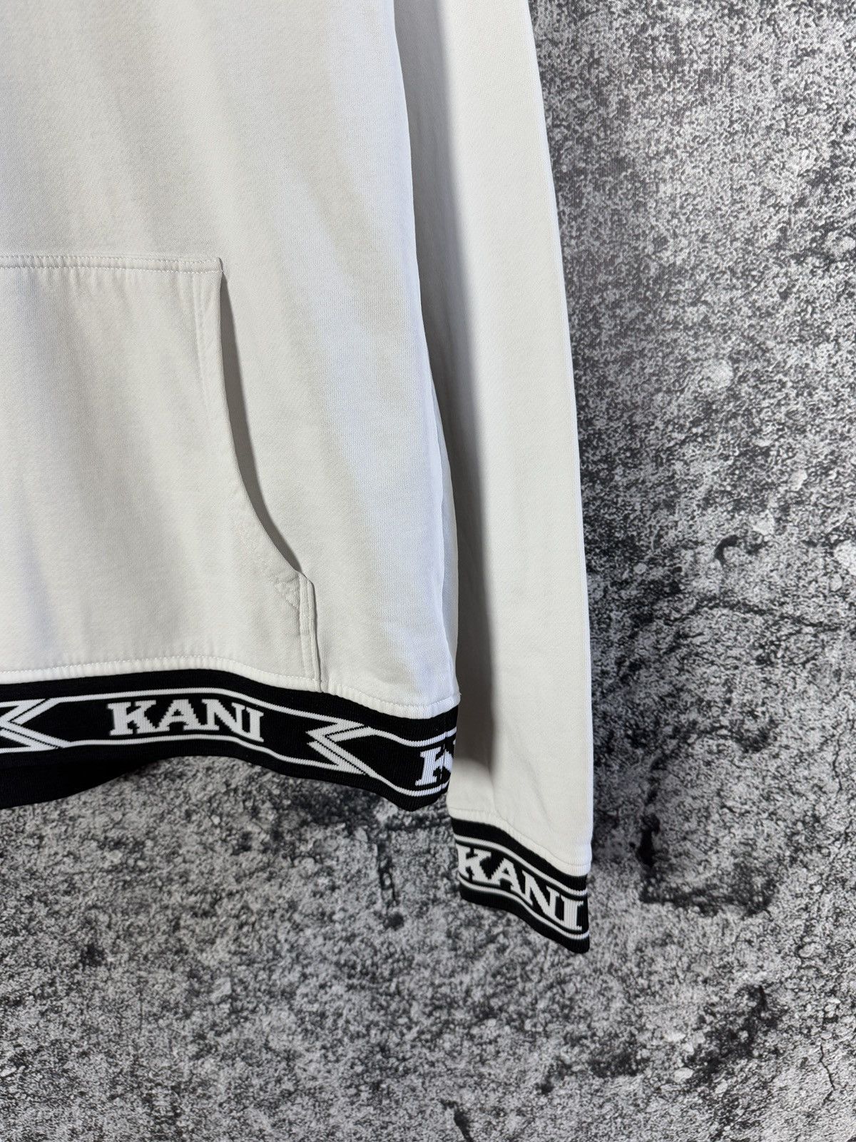 Karl Kani Men’s Karl Kani White Hoodie Streetwear Tape Logo Y2K Size M Size US M / EU 48-50 / 2 - 5 Thumbnail