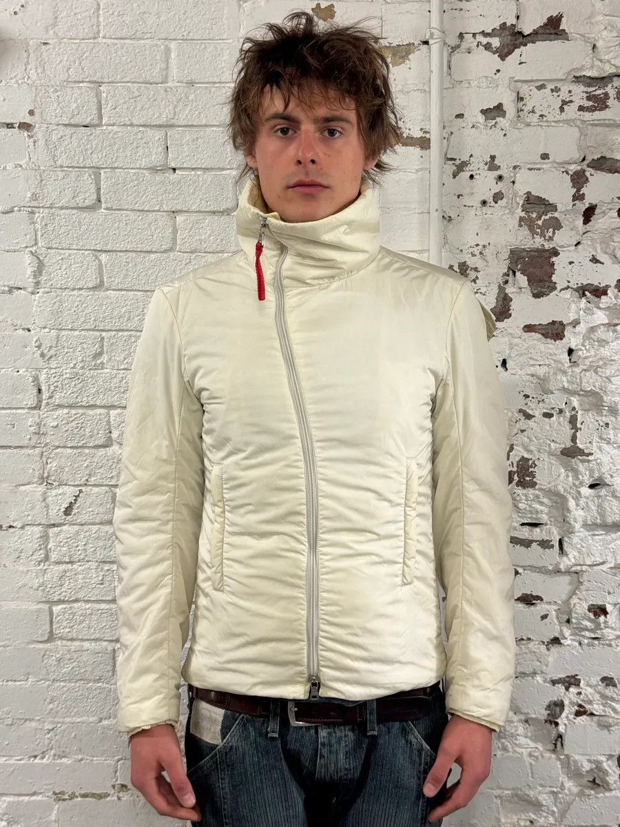 Prada 2000s Prada Asymmetrical Zip Retractable Hood White Jacket Size US M / EU 48-50 / 2 - 2 Thumbnail