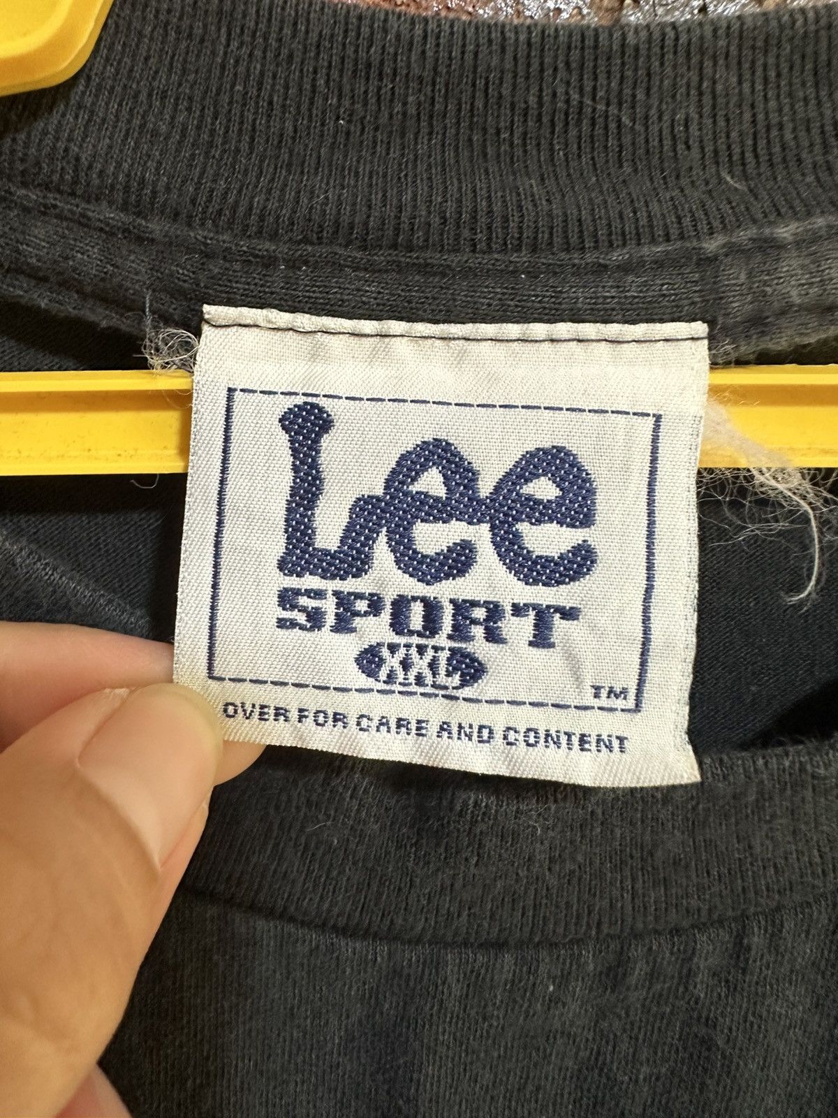 Lee Vintage Lee X Nba Lakers Final 2000 Oversize Faded Tee Size US XXL / EU 58 / 5 - 5 Thumbnail