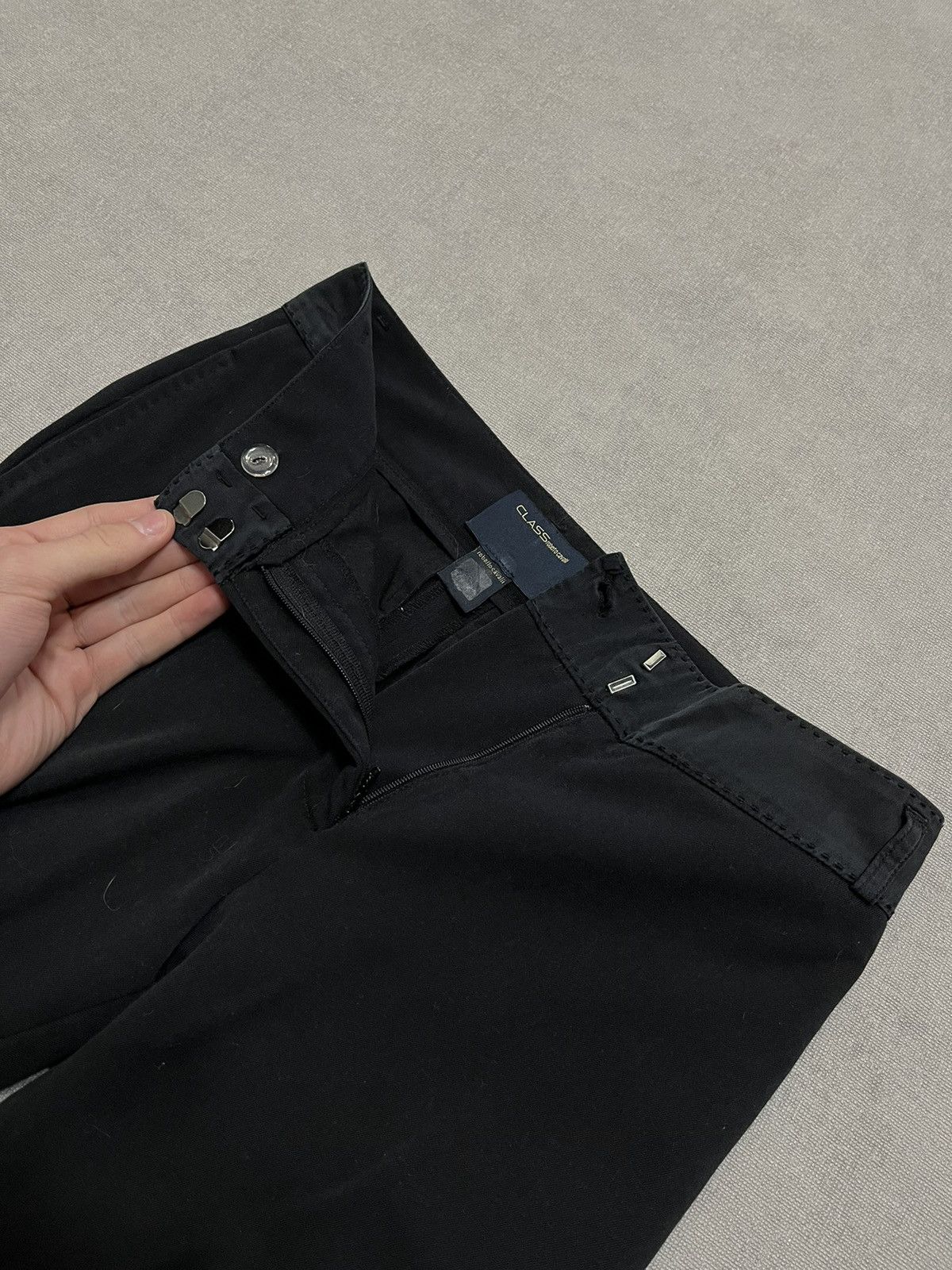 Roberto Cavalli Class Roberto Cavalli Womens Dress Pants Black Bottom Just Size 27" / US 4 / IT 40 - 9 Thumbnail