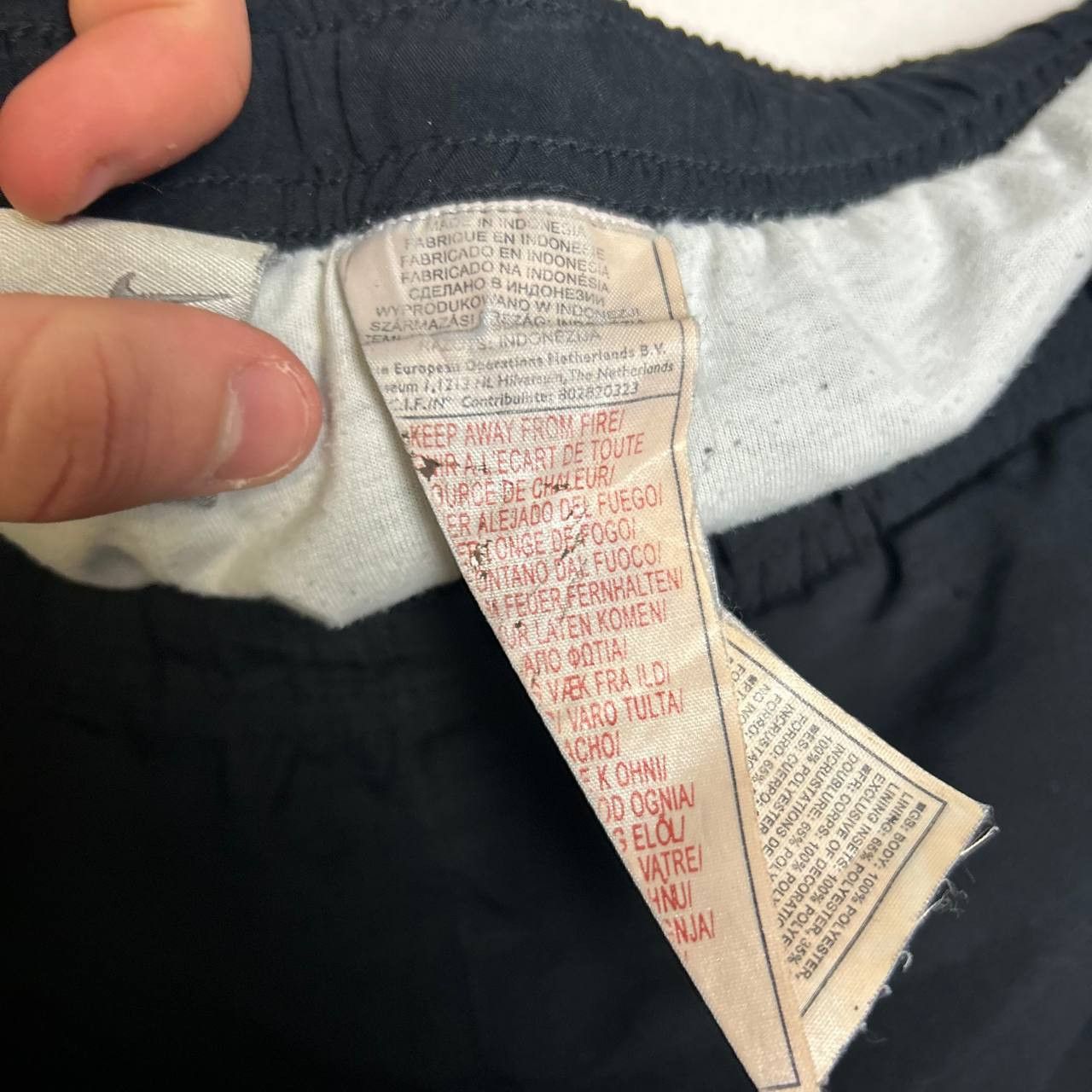Nike Vintage Nike Balloon Tracked y2k streetwear small logo pants Size US 38 / EU 54 - 8 Thumbnail