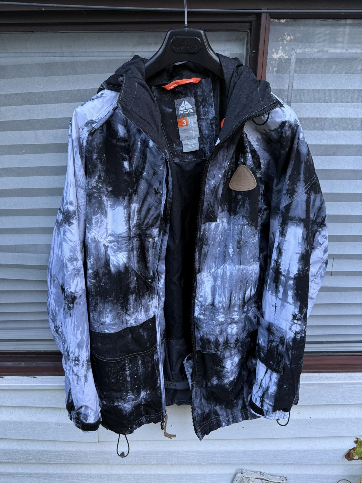 Nike ACG Nike ACG jacket size L Size US L / EU 52-54 / 3 - 4 Thumbnail