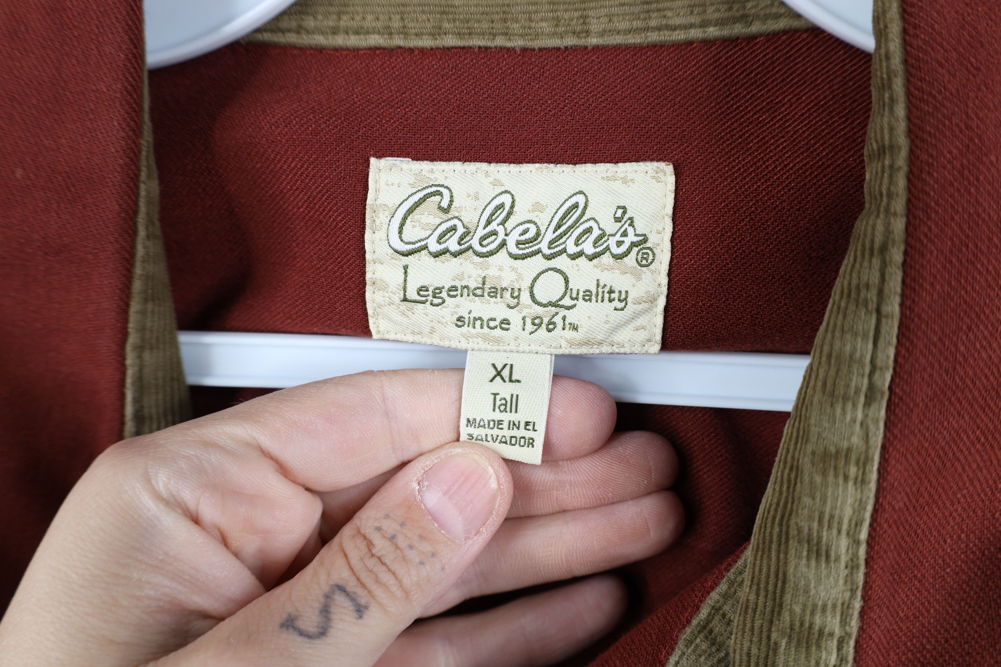 Cabelas Vintage Cabelas Pocket Heavyweight Collared Button Shirt Size US XL / EU 56 / 4 - 9 Thumbnail
