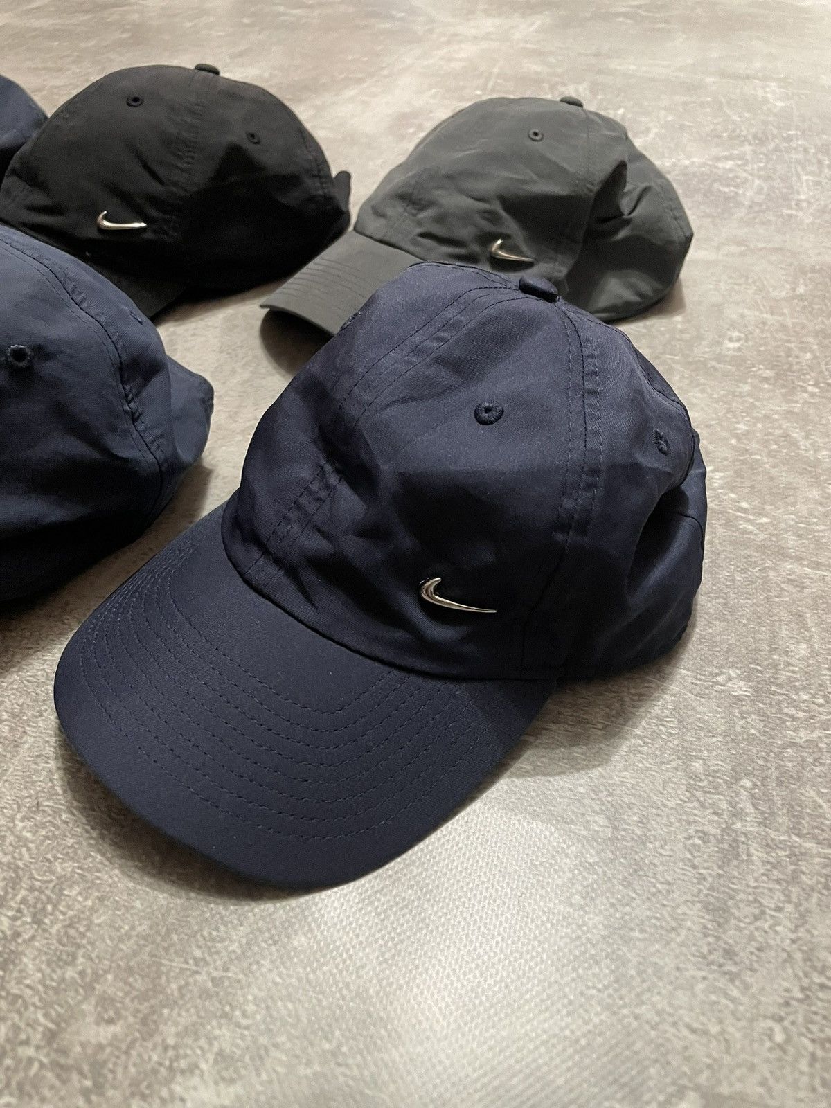 Nike × Vintage x6 Nike Metallic Swoosh Logo Cap Y2K Size ONE SIZE - 4 Thumbnail