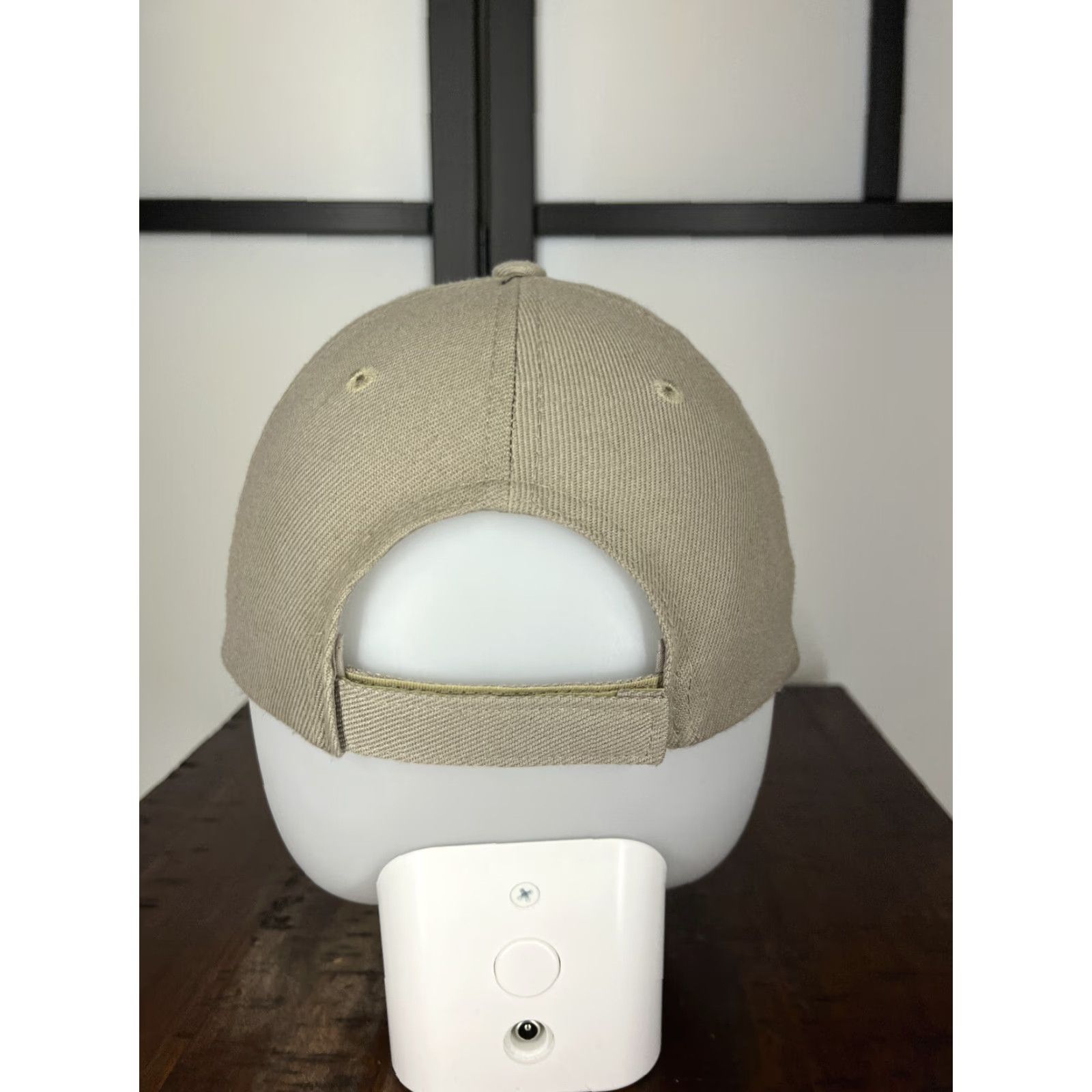 Vintage Gonzaga Bulldogs Basketball Hat Cap Strap Back Adult One Size Beige 100% Acrylic Size ONE SIZE - 7 Thumbnail