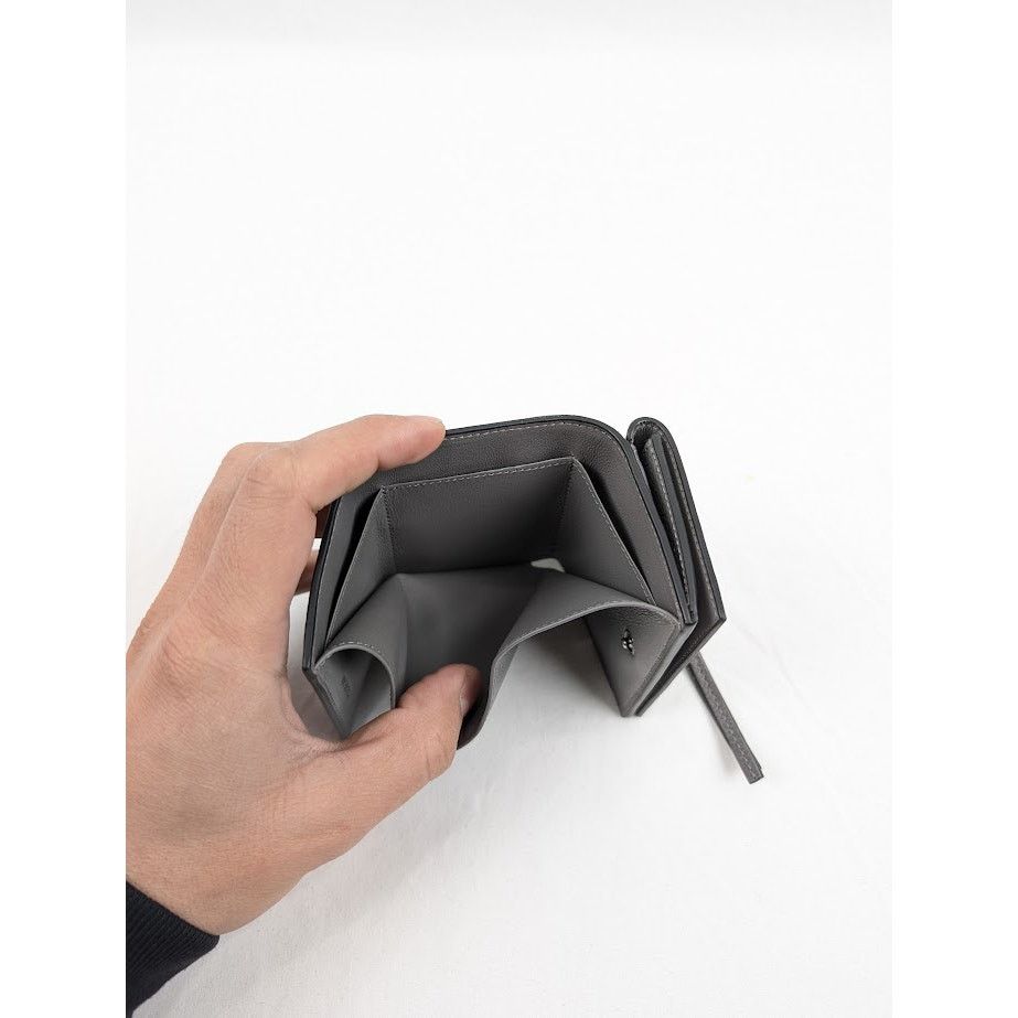 Balenciaga o1rshd1 Size: OS/ Tri-Fold Mini New Classic Wallet Dark Grey Size ONE SIZE - 14 Thumbnail