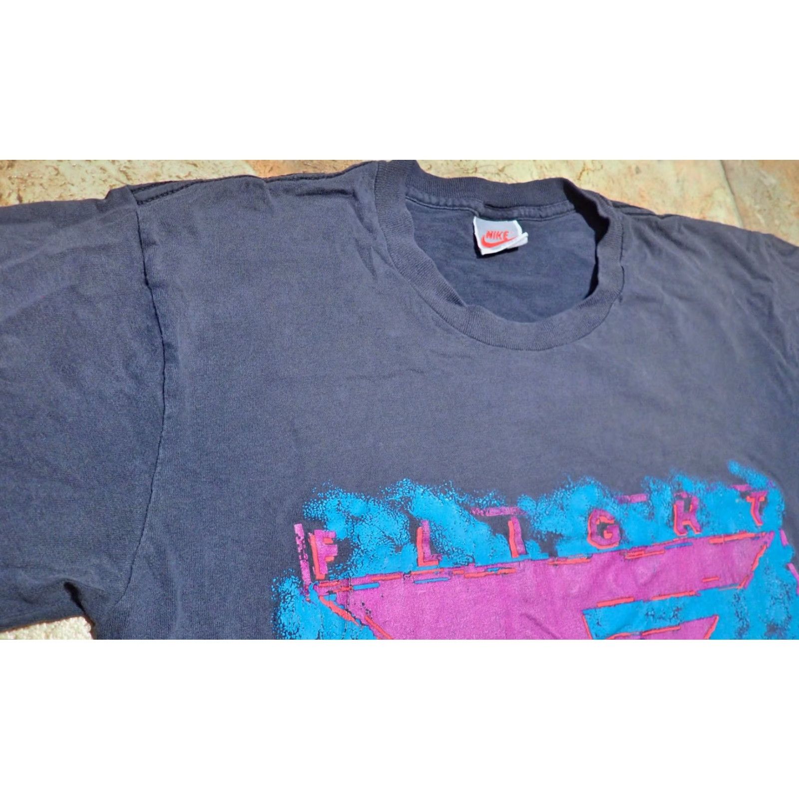 Nike VINTAGE Nike Flight T-Shirt | Nike Air Jordan Graphic Tee | Black Crew Neck Mens M | 1990s Distressed Single Stitch | USA Made | Michael Jordan Size US M / EU 48-50 / 2 - 7 Thumbnail