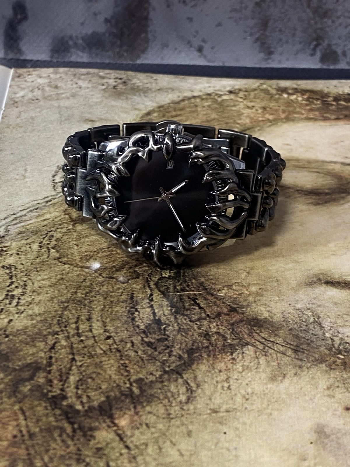 Japanese Brand Very Rare Futuristic Gothic Thorn Watch Cyber Y2K Opium Size ONE SIZE - 7 Thumbnail