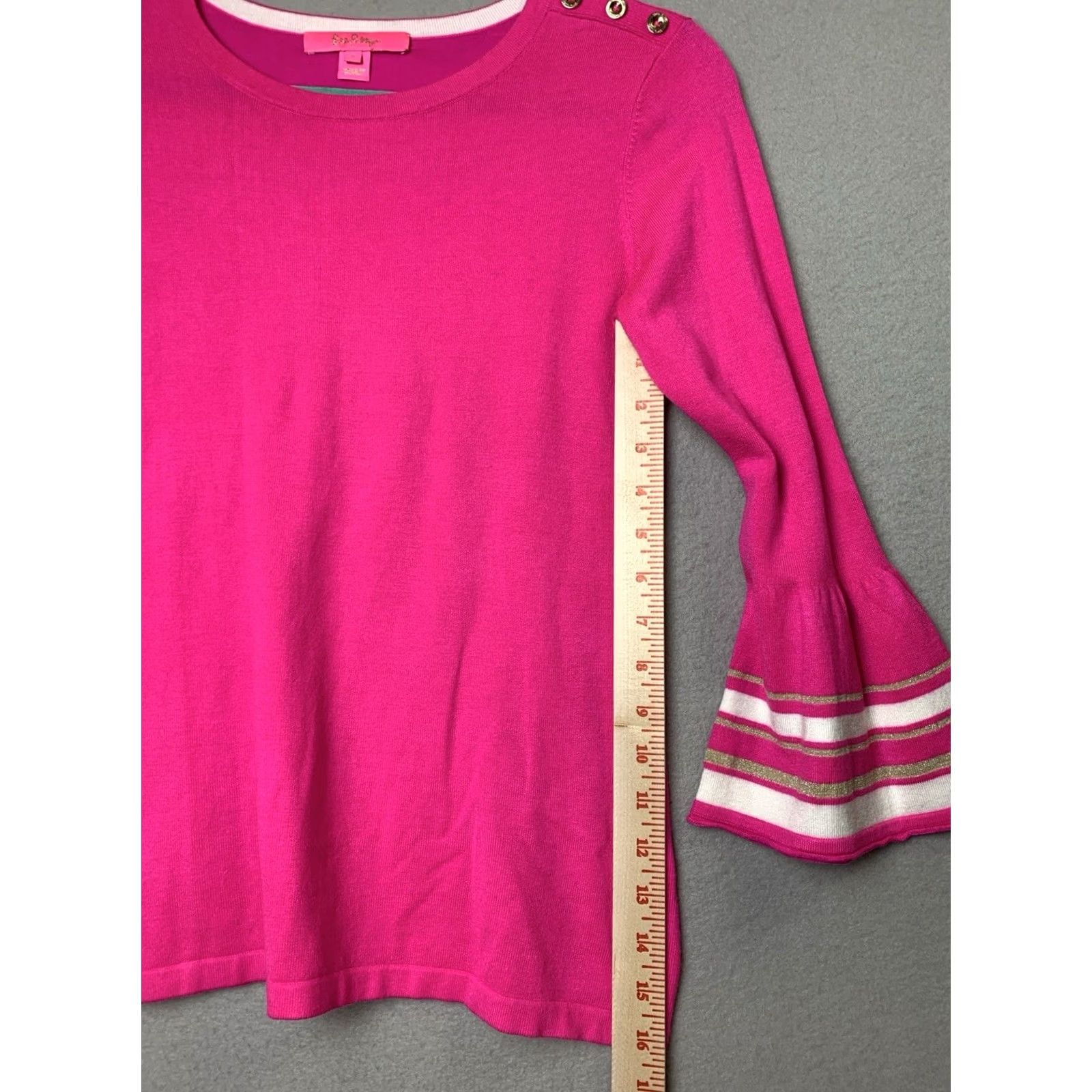 Lilly Pulitzer Lilly Pulitzer Sweater Women's Size S Pink Crew Neck Gold Buttons Striped Cuffs Bohemian Preppy Size S / US 4 / IT 40 - 6 Thumbnail