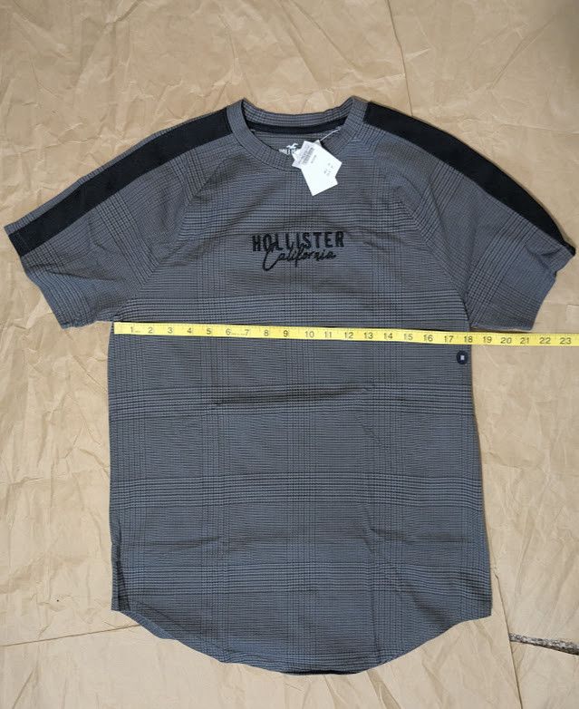 Hollister Holister curved hem tee size M NWT Size US M / EU 48-50 / 2 - 3 Thumbnail