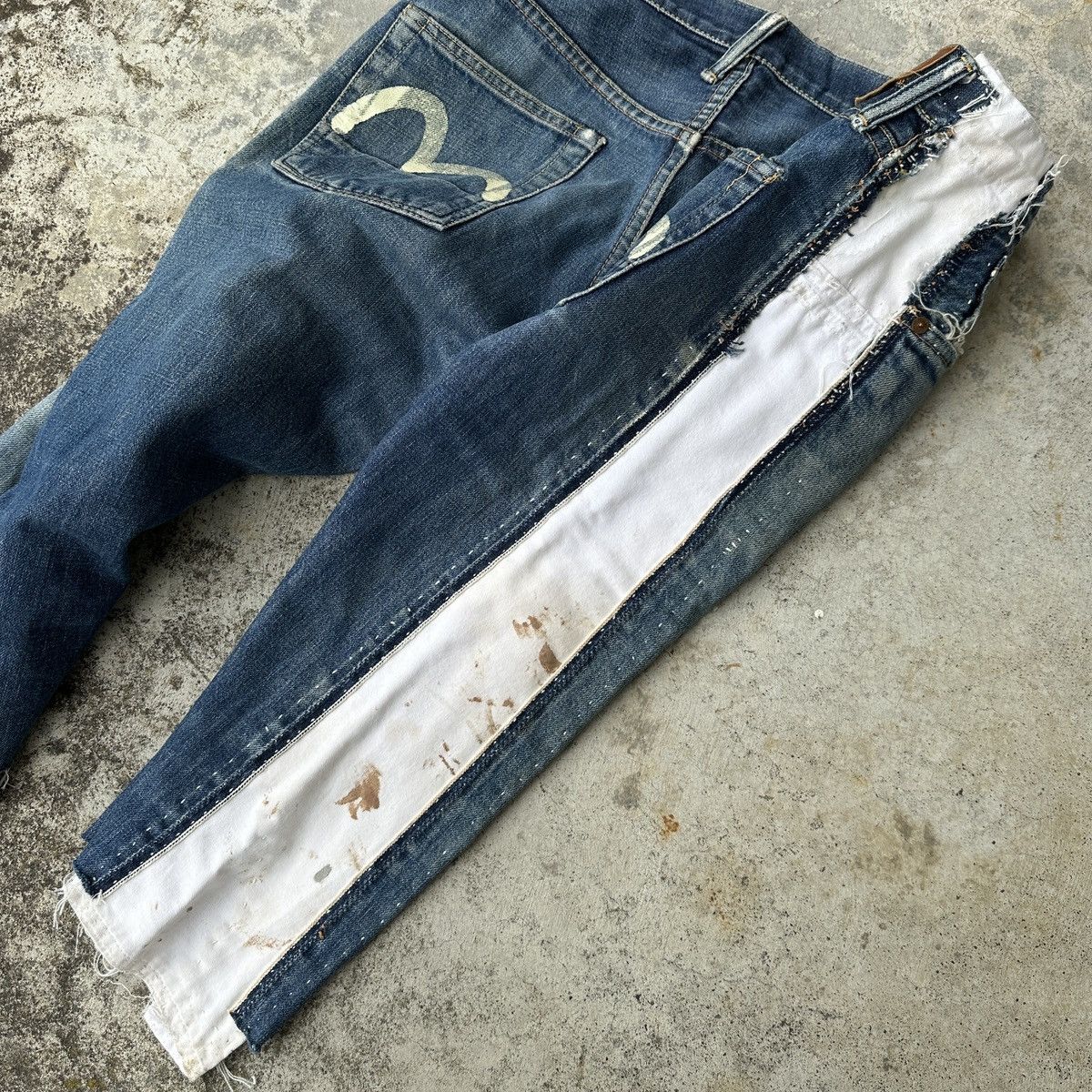 Evisu Thrashed No 2 selvedge Denim seagulls Daicock jort capris Size US 36 / EU 52 - 8 Thumbnail
