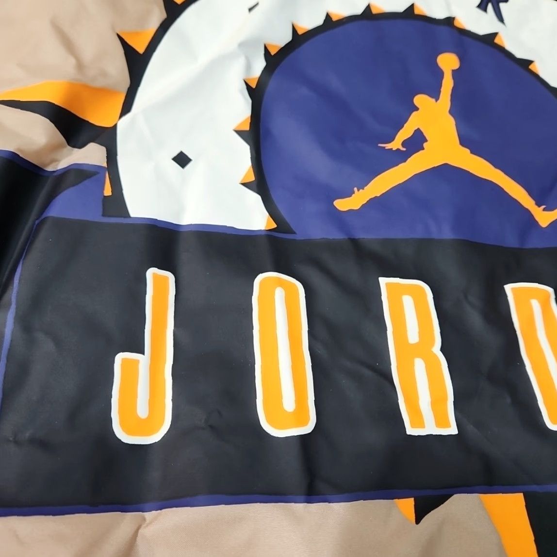 Jordan Brand Air Jordan Flight MVP Back Print Logo Jacket Men 2XL Tan Brown Nike Air Logo Windbreaker Jacket Size US XXL / EU 58 / 5 - 3 Thumbnail