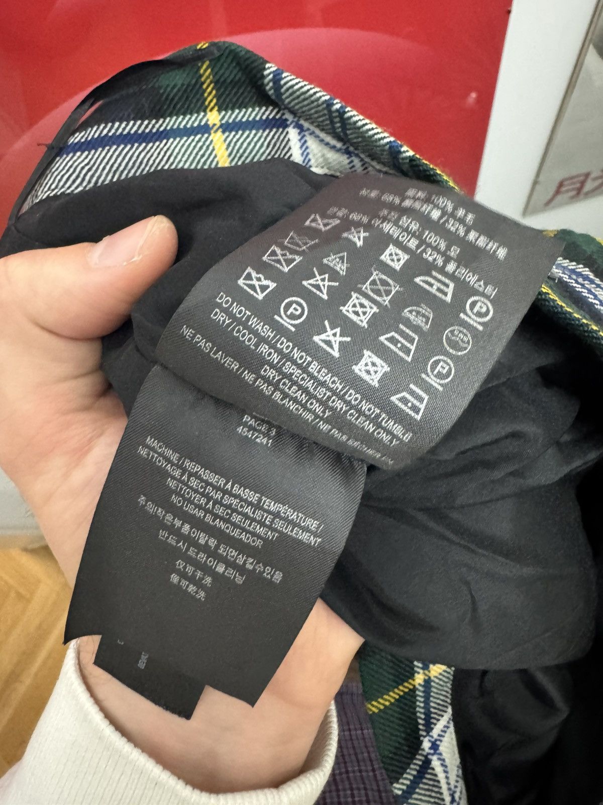 Burberry Burberry Tartan Wool High-waisted Stirrup Wool Trousers Size 26" / US 2 / IT 38 - 9 Thumbnail