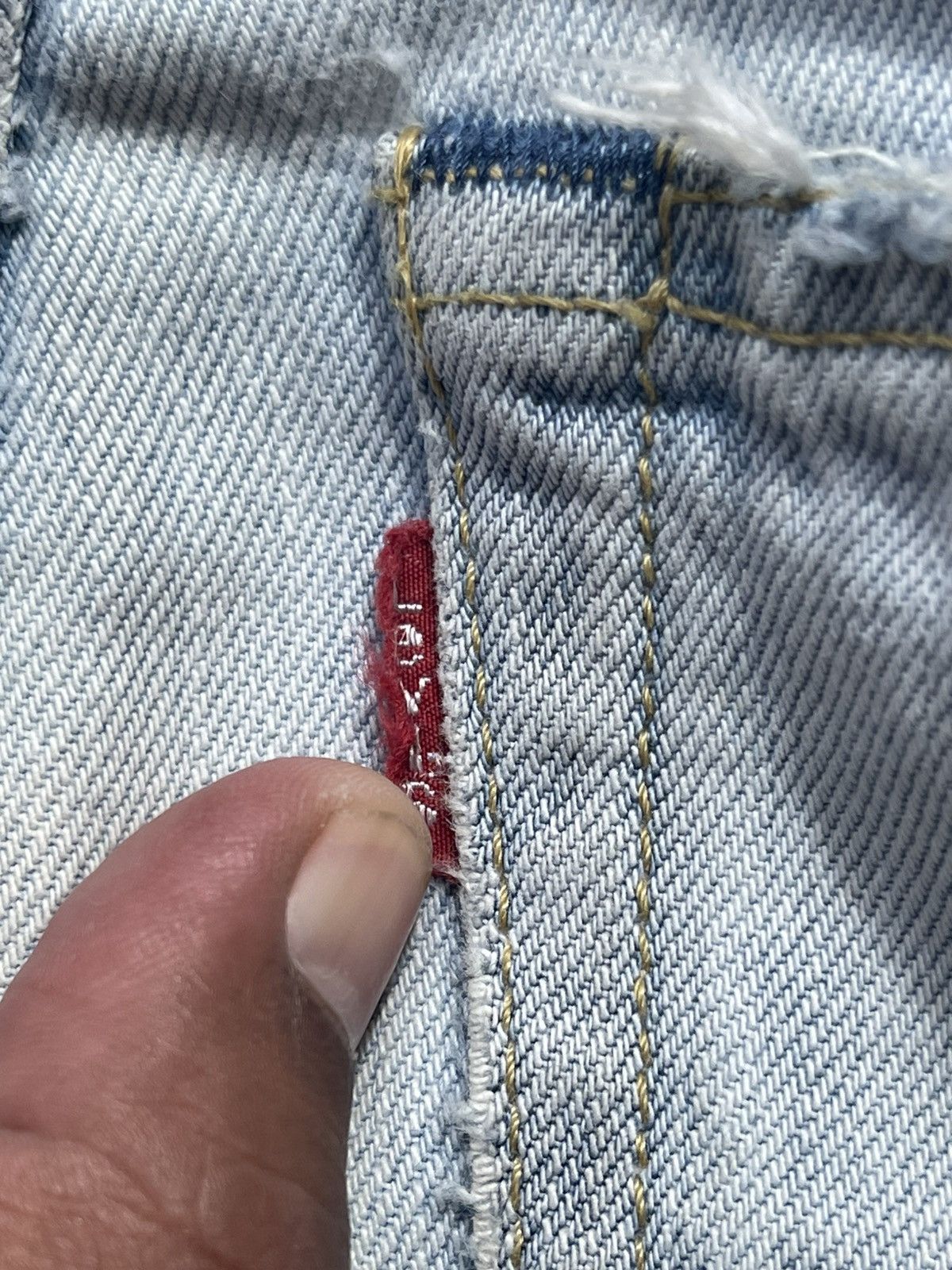 Levi's Vintage Levi’s 502 Light Wash Thrashed Distressed Denim Size US 30 / EU 46 - 14 Thumbnail