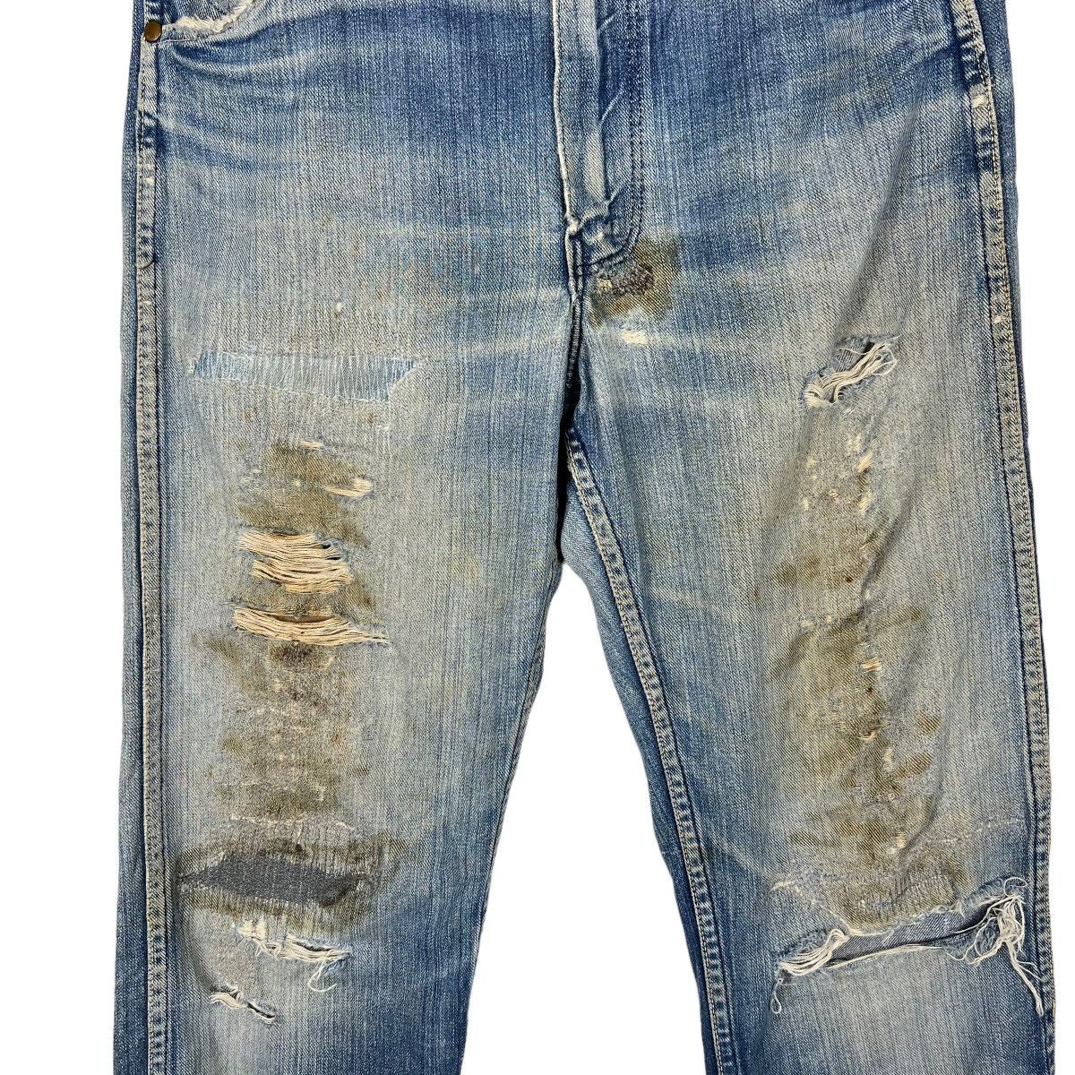 Vintage 🔥 1960s VINTAGE WRANGLER BLUE BELL DYED DISTRESSED DENIM Size US 31 - 7 Thumbnail
