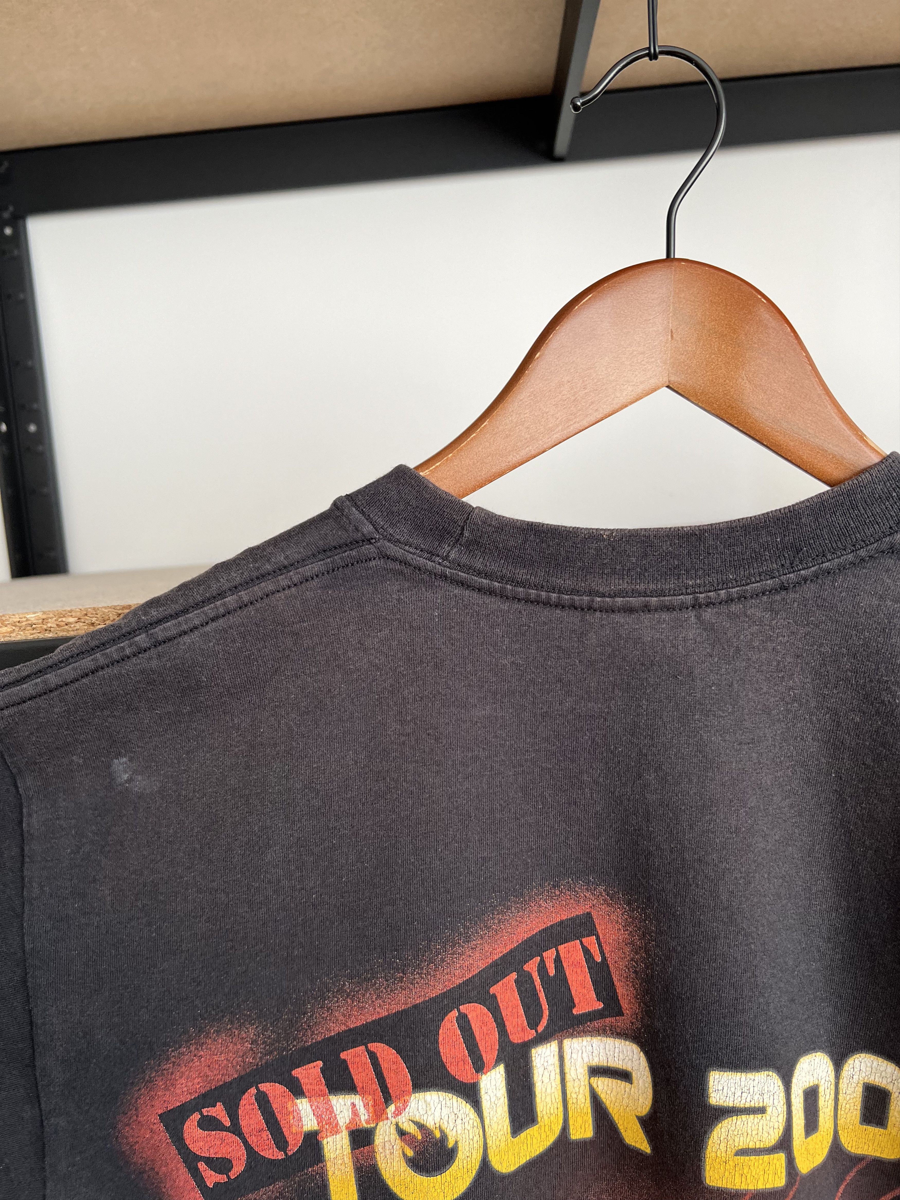 Band Tees Vintage 2005 Audioslave Tour Black T-shirt Size US S / EU 44-46 / 1 - 19 Thumbnail