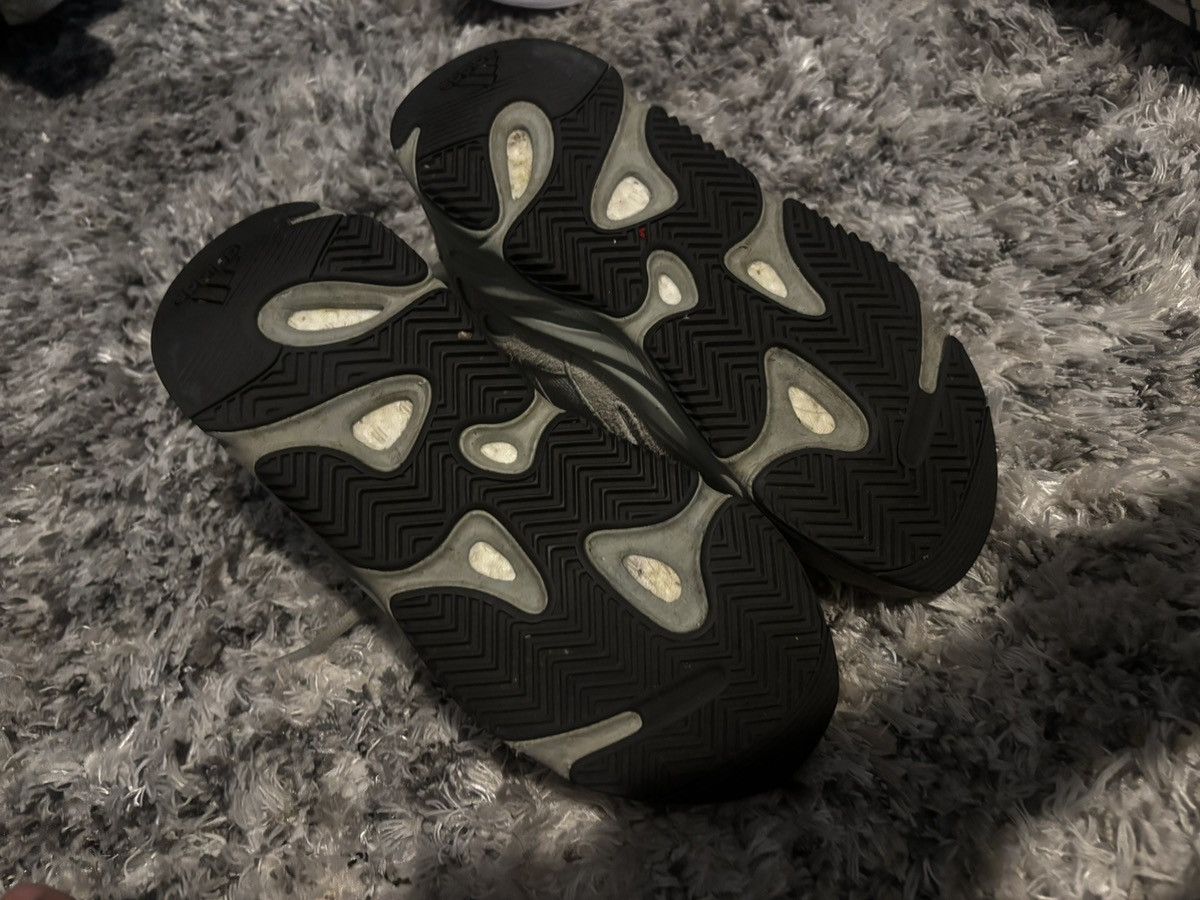 Designer Yeezy boost 700 Size US 7.5 / EU 40-41 - 5 Thumbnail