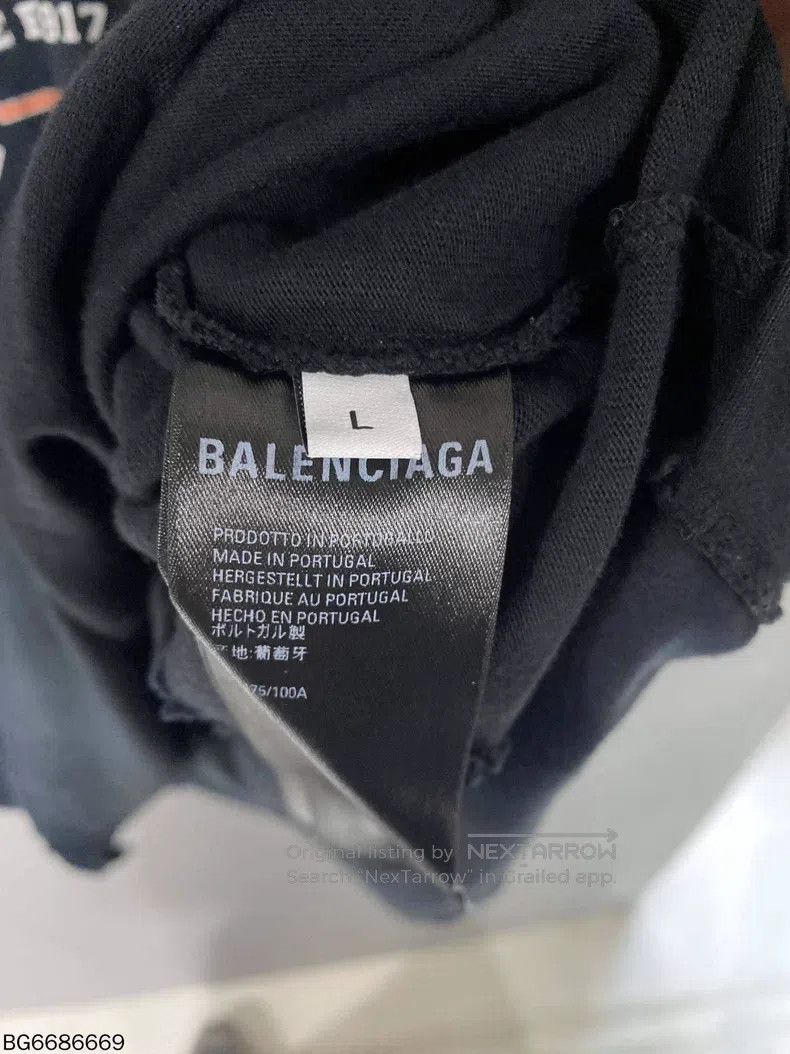 Balenciaga Balenciaga Distressed letter logo short-sleeve Size US L / EU 52-54 / 3 - 4 Thumbnail
