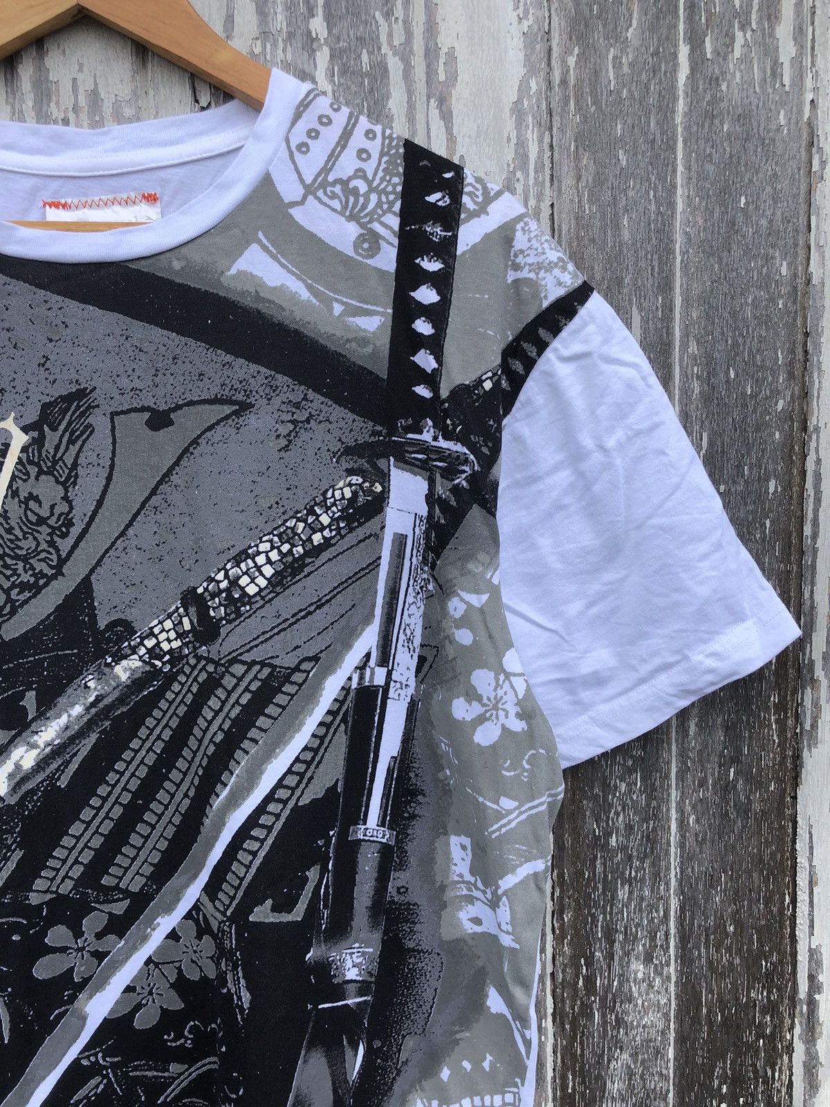 If Six Was Nine × Japanese Brand × Vintage Vintage Y2K OVP Whitetag Samurai Tshirts Size US XXL / EU 58 / 5 - 6 Thumbnail