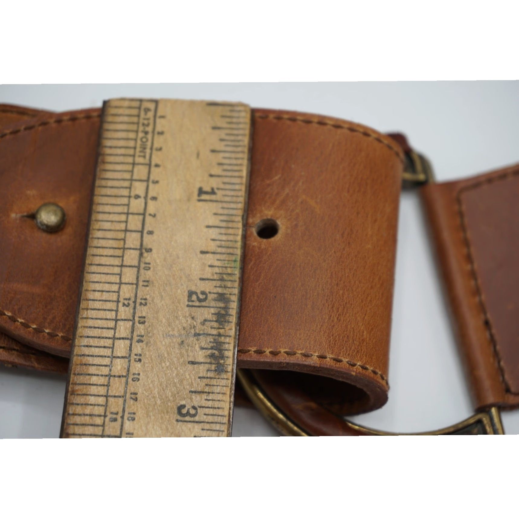 Vintage VINTAGE Brown Leather Waist Belt 1980's Brass Buckle, Unbranded, Size L Size ONE SIZE - 4 Thumbnail