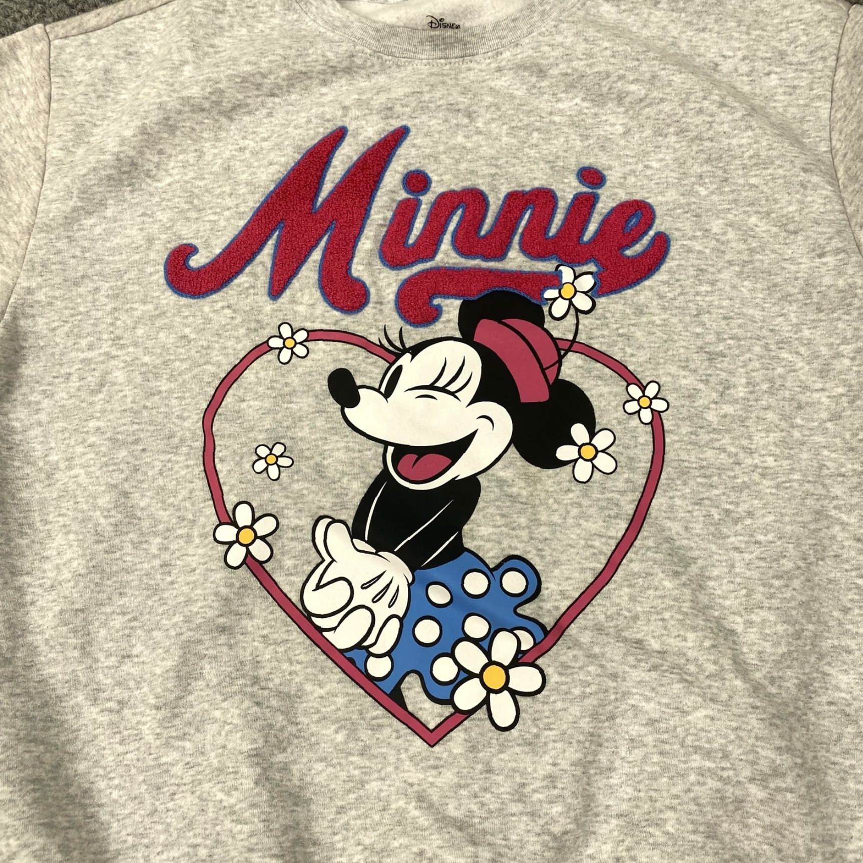 Disney Disney Minnie Mouse Sweatshirt Womens Medium Crewneck Pullover Fleece Gray Size M / US 6-8 / IT 42-44 - 2 Thumbnail