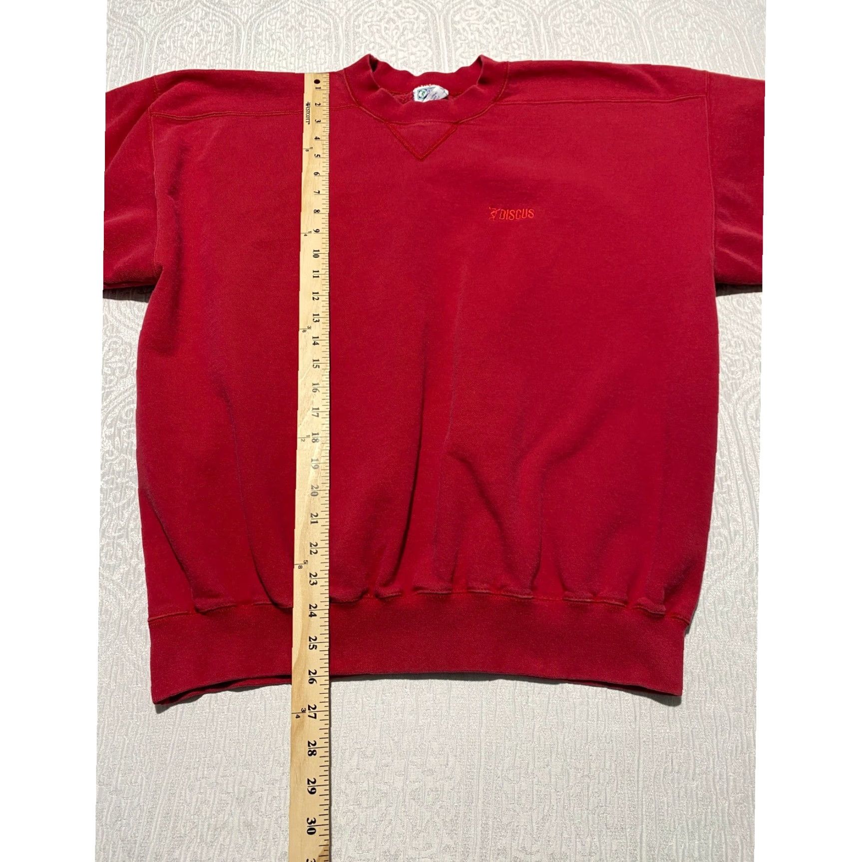 Vintage VINTAGE Discus Athletic Red Crewneck Sweatshirt Men L USA 90s Heavyweight Cotton Blend Pullover Crew Neck Logo Modern Classic 90s Sportswear Mens Size US L / EU 52-54 / 3 - 7 Thumbnail