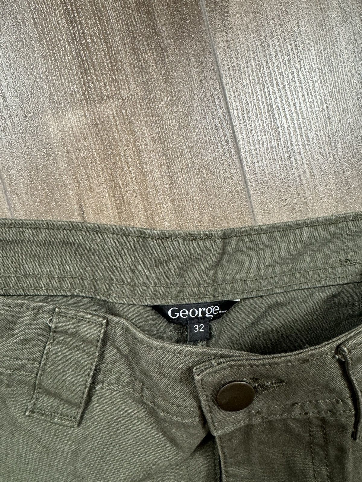 Vintage Green olive shorts Size US 32 / EU 48 - 3 Thumbnail