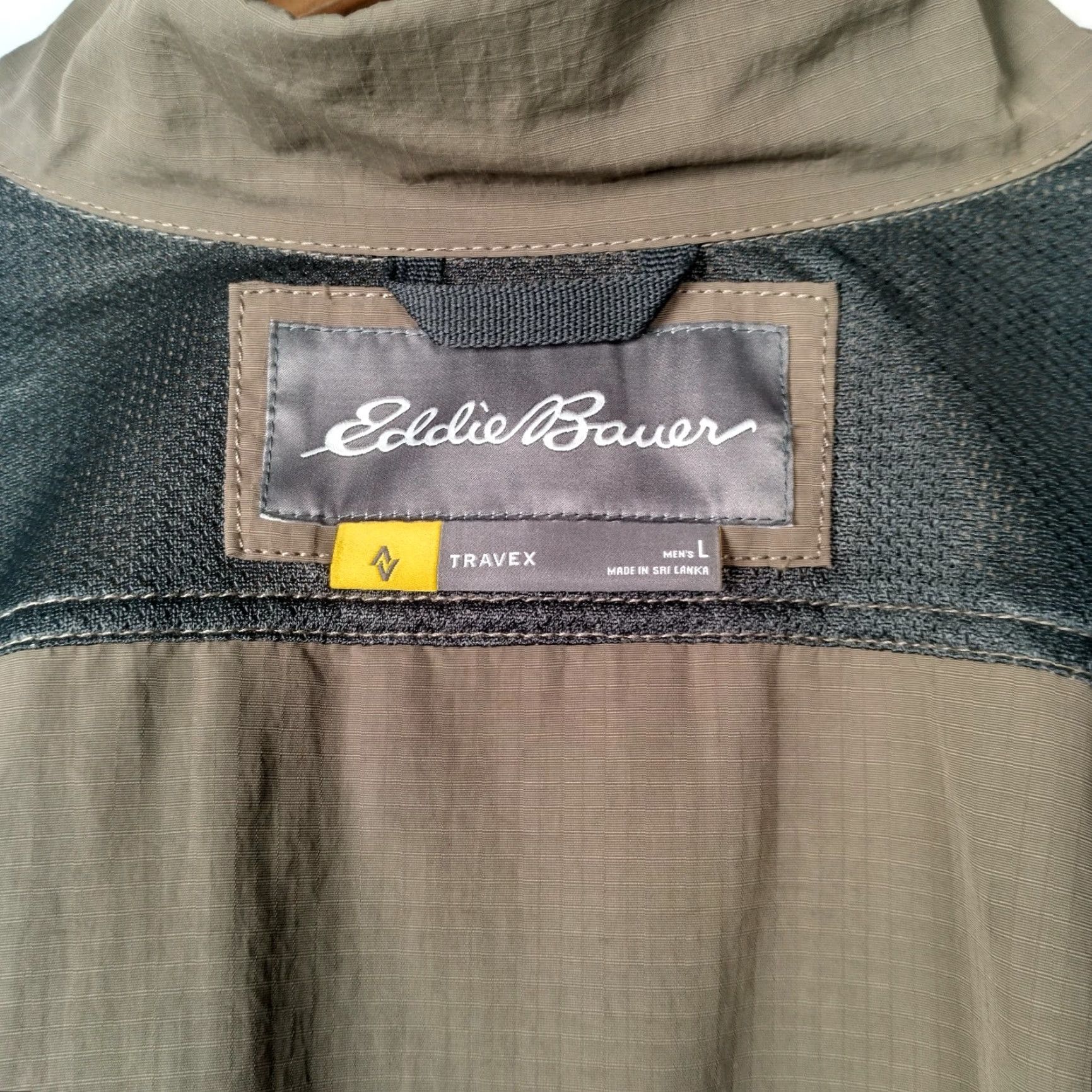 Eddie Bauer VINTAGE Eddie Bauer Travex Jacket Men L Khaki Rip Stop Utility Outdoors Travel Jacket Size US L / EU 52-54 / 3 - 6 Thumbnail