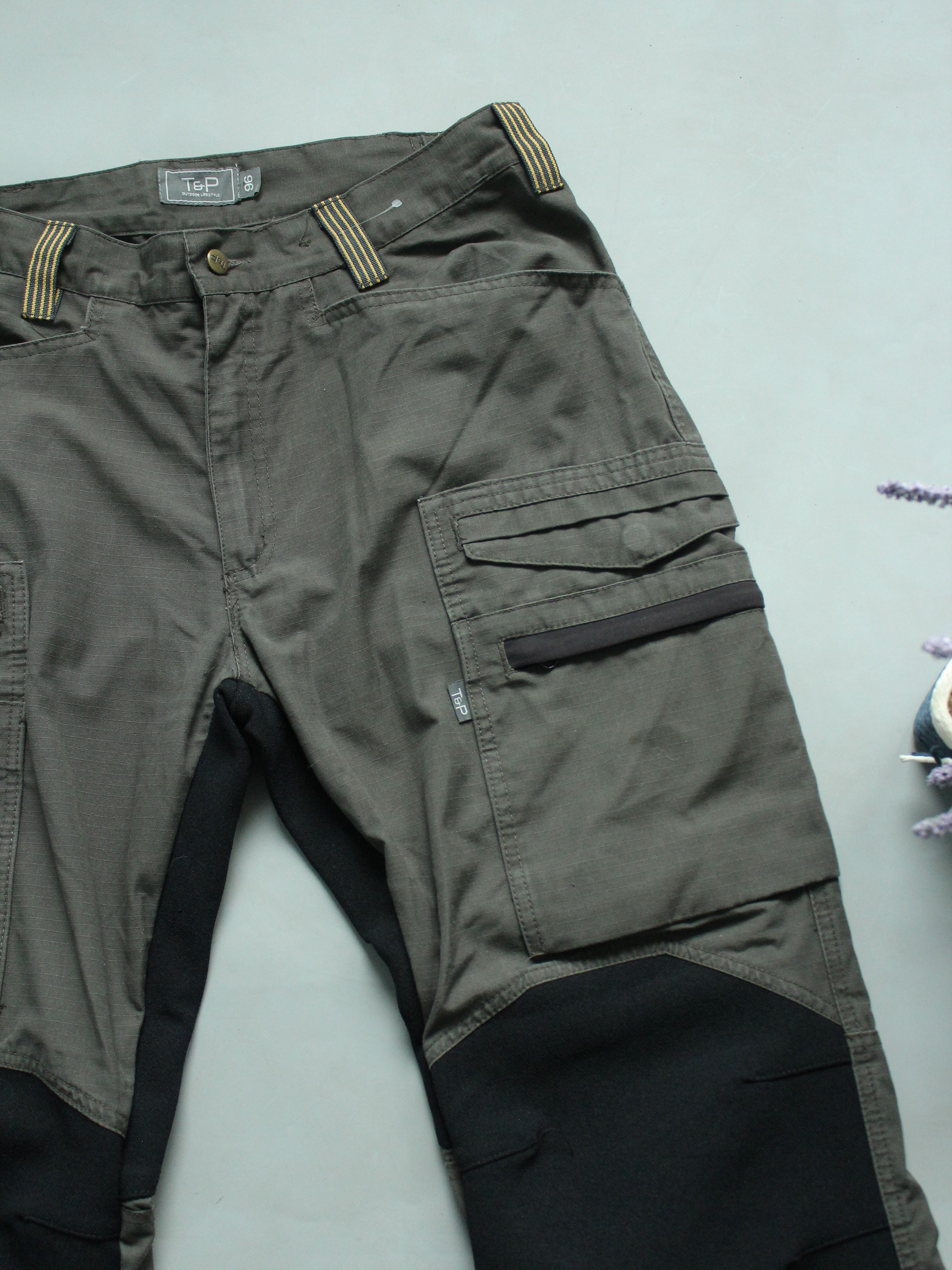 Vintage Mens Outdoor trekking pants ventilated cargo 48 M vintage Size US 32 / EU 48 - 3 Thumbnail