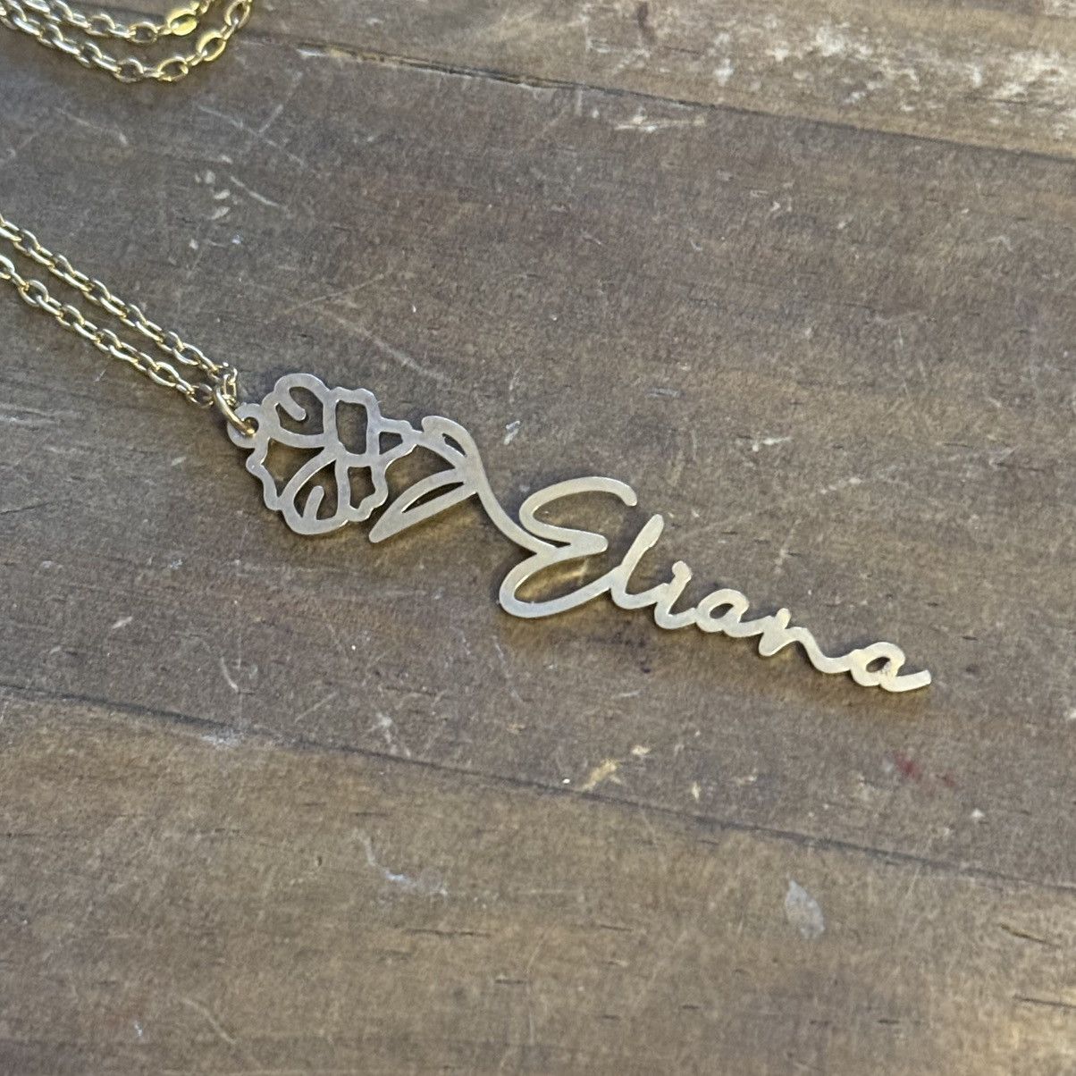 Other Custom gold tone Eliana flower name pendant necklace Size ONE SIZE - 3 Thumbnail