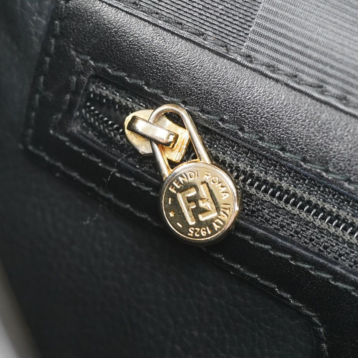 Fendi Fendi Vintage Black Half Moon Pequin Bag Mint Rare Size ONE SIZE - 16 Thumbnail