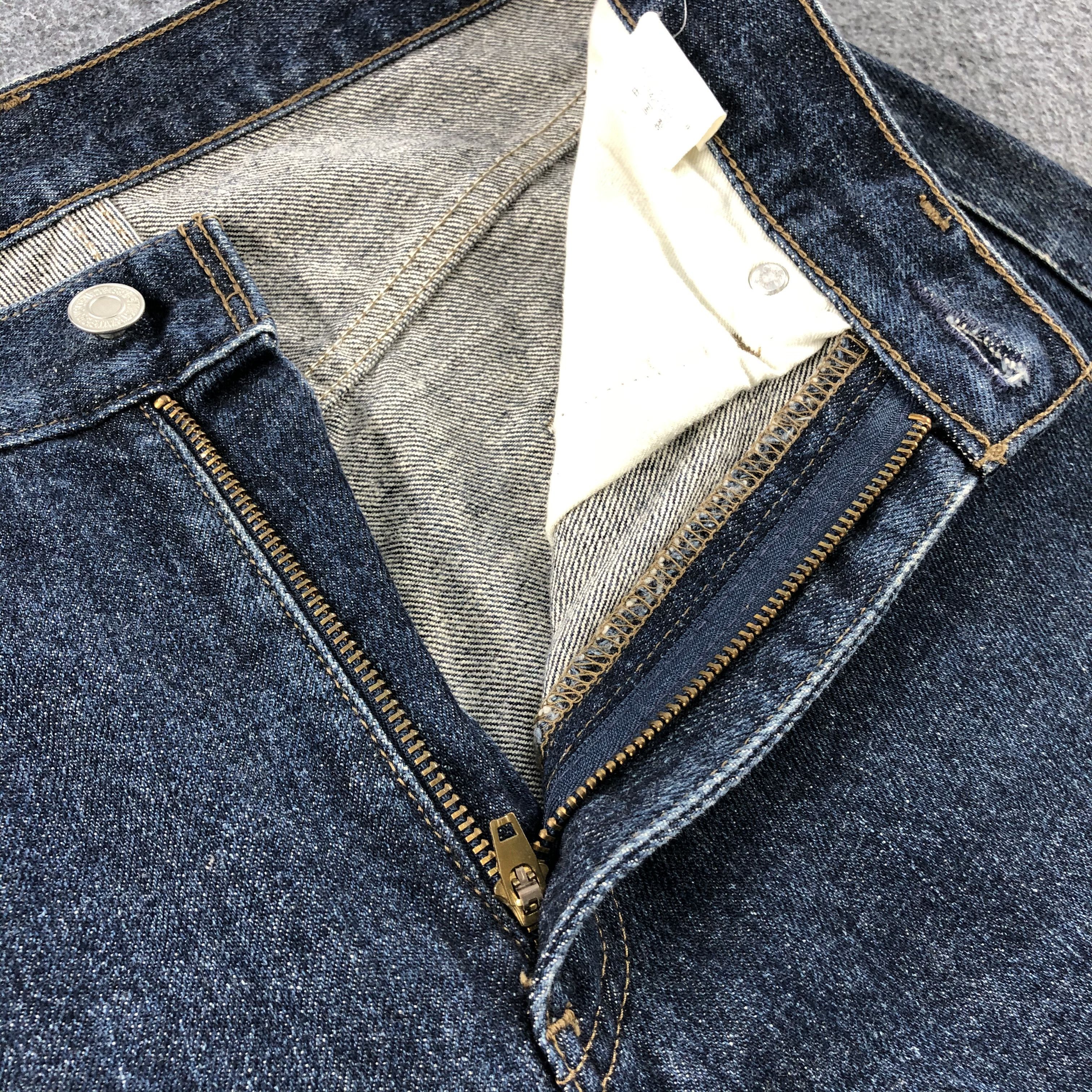 Levi's Vintage Levis Jeans Lot 534 Faded Blue Jeans-J1064 Size US 29 - 8 Thumbnail