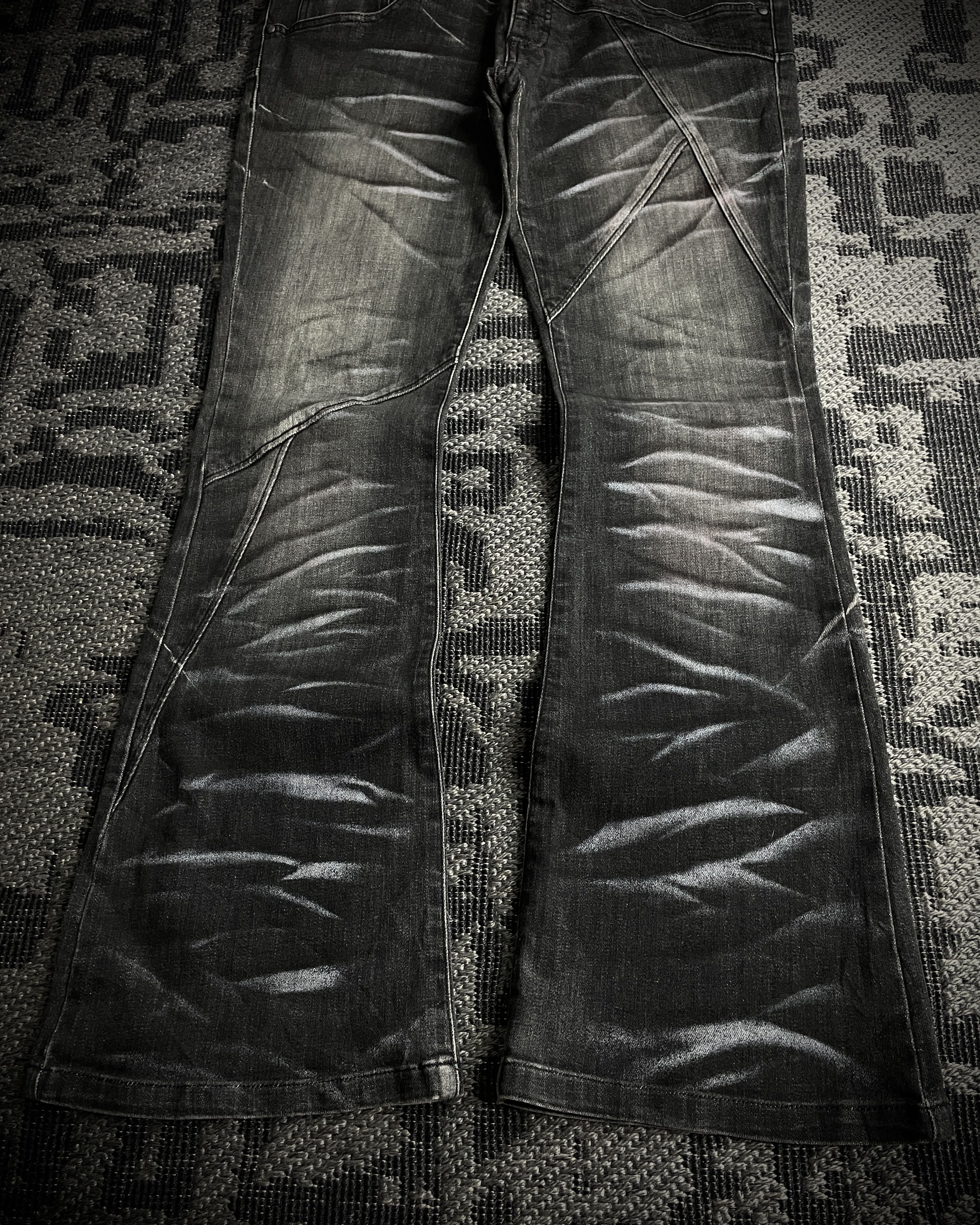 Tornado Mart Tornado Mart Black Whiskered Faded Flared Denim Size US 33 - 6 Thumbnail