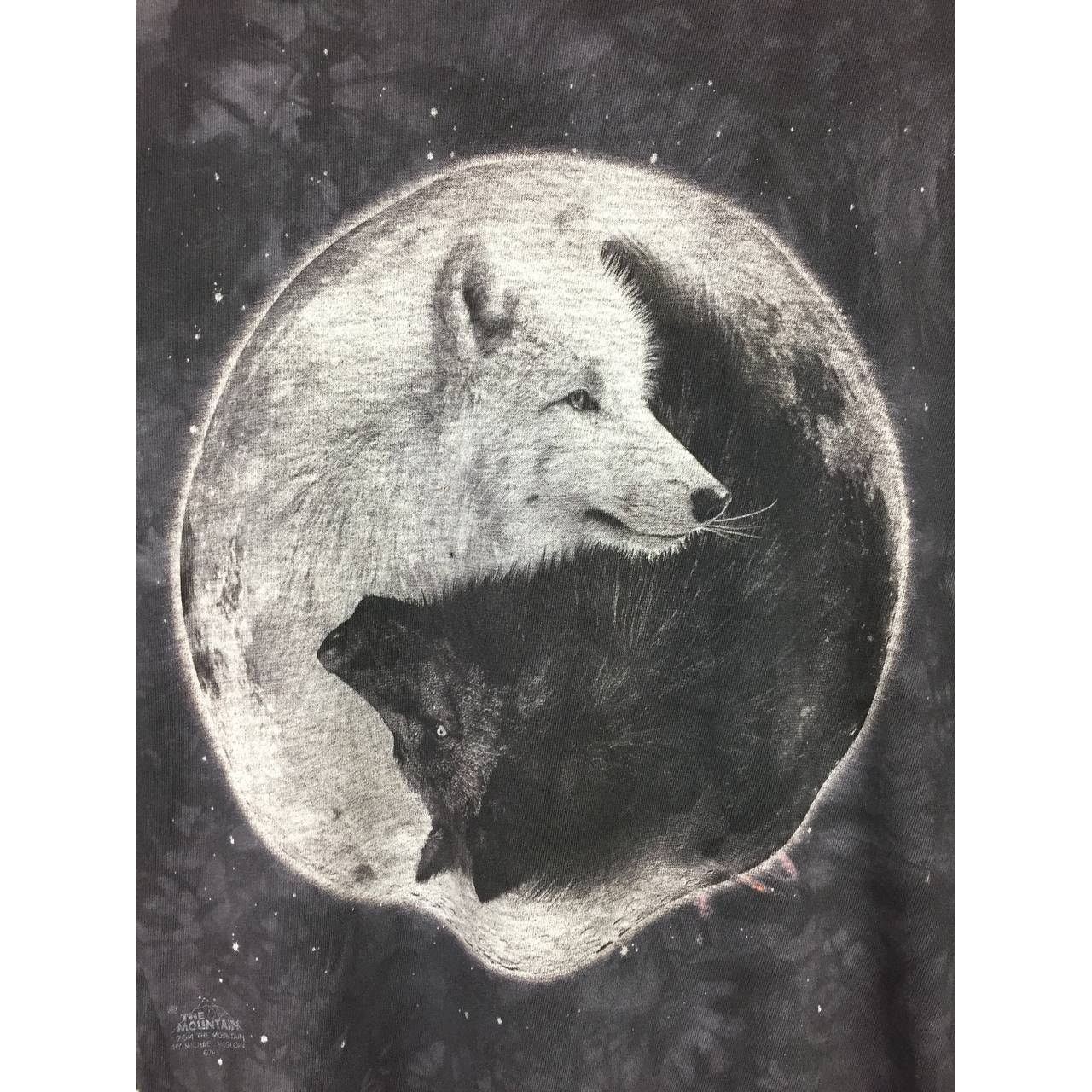 The Mountain The Mountain 2014 By Michael McGloin Ying Yang Wolves Tee Size US M / EU 48-50 / 2 - 4 Thumbnail