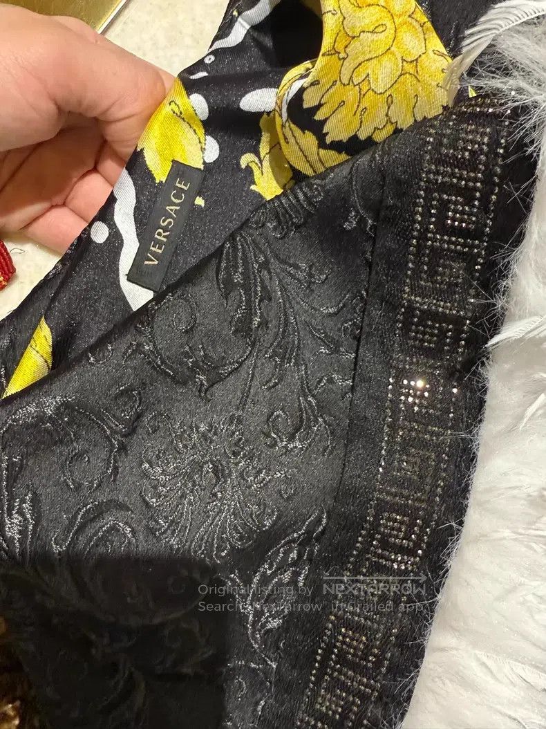 Versace Versace Main line classic Barlow luxury black gold rhinest Size M / US 6-8 / IT 42-44 - 7 Thumbnail