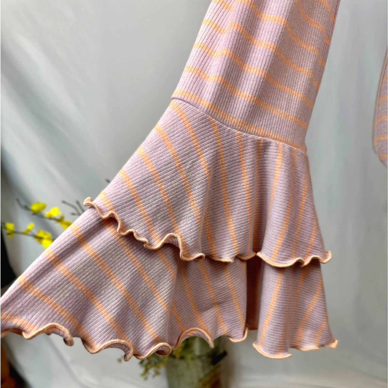 Free People Free People We the Free Good Find Ruffle Cuff Shirt Top L Size L / US 10 / IT 46 - 12 Thumbnail