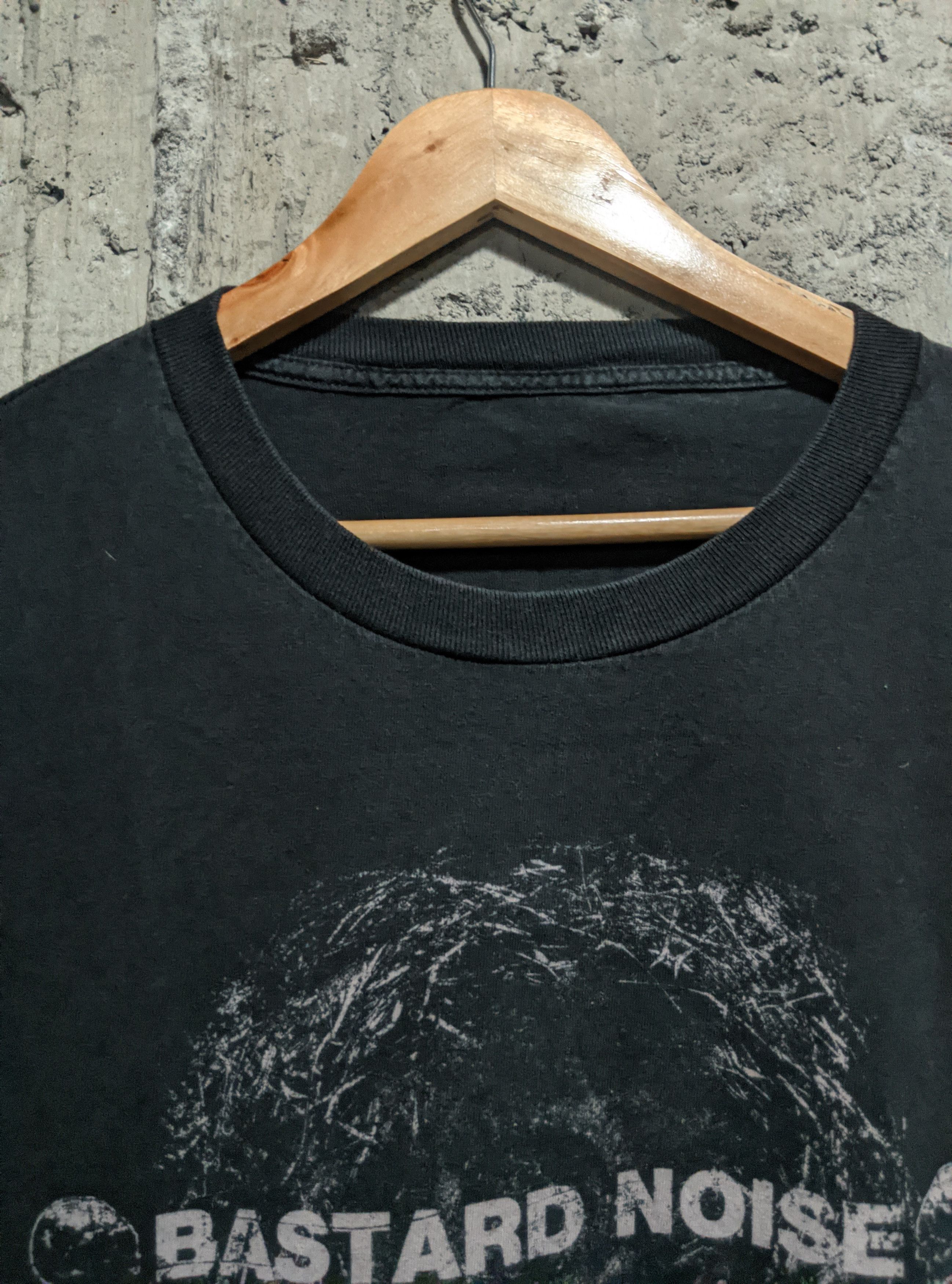 Band Tees Vintage 2000s bastard noise man is the bastard powerviolence Size US XXL / EU 58 / 5 - 2 Thumbnail