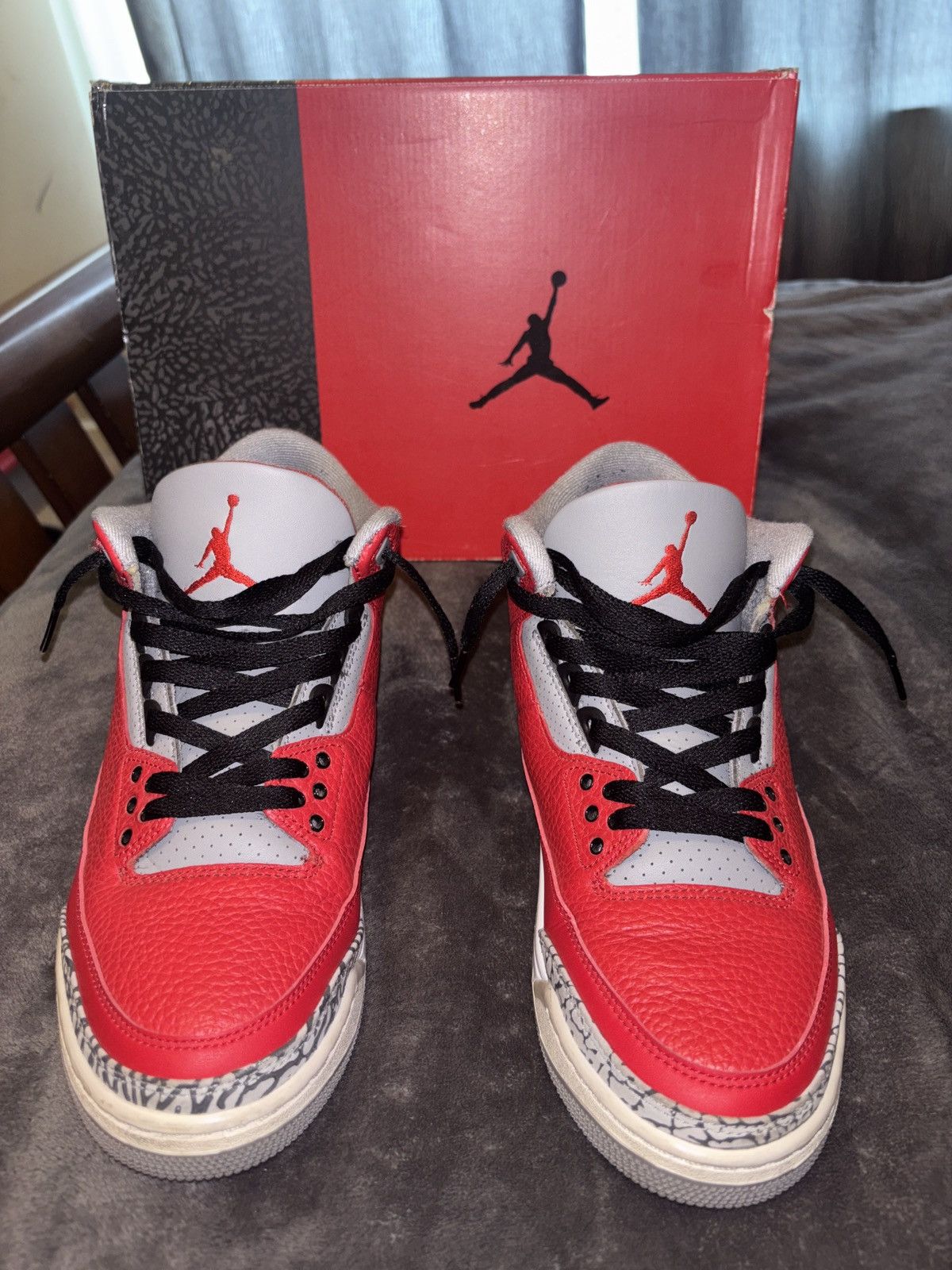 Jordan Brand Air Jordan 3 Retro SE “Red Cement” Size US 9 / EU 42 - 3 Thumbnail