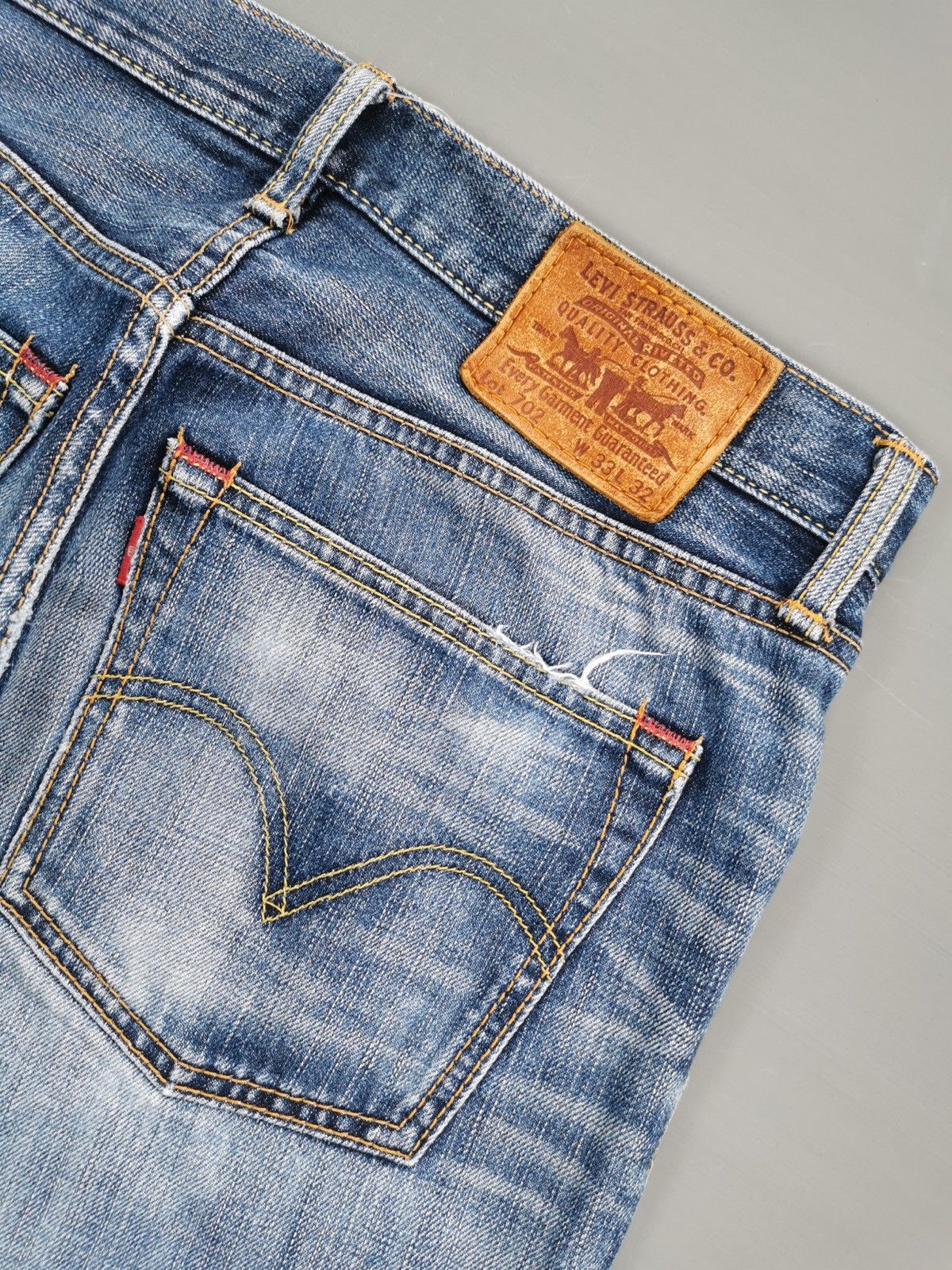 Levi's Vintage Levis 702 Distressed Jeans Size US 32 / EU 48 - 5 Thumbnail