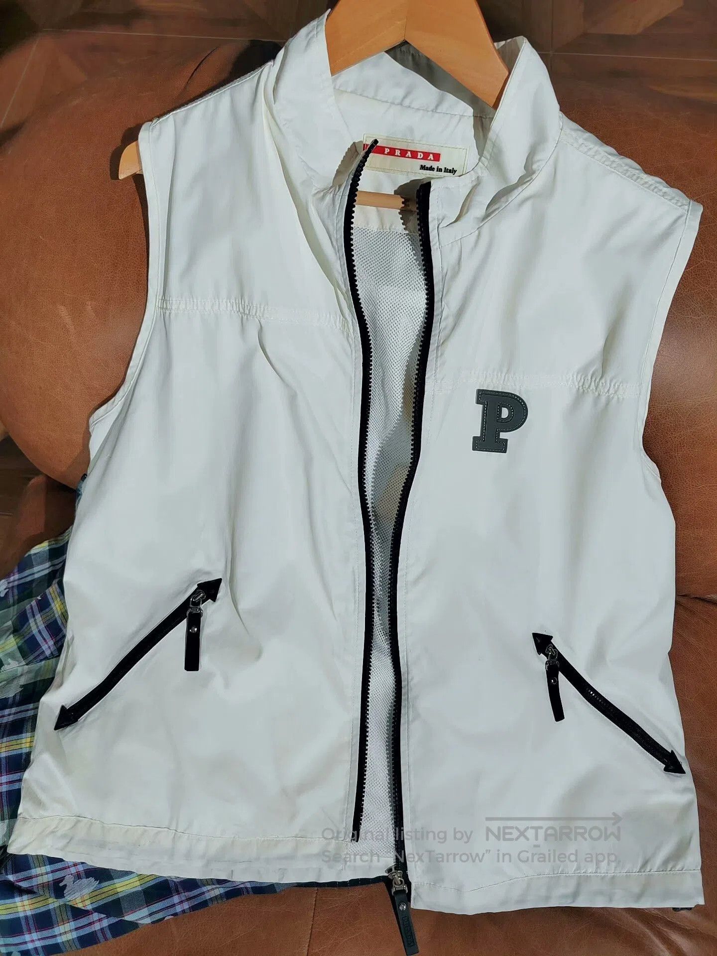 Prada Prada White Sports Vest for Men. Size US XL / EU 56 / 4 - 1 Thumbnail