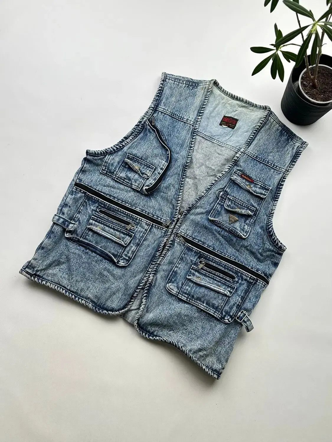 Marlboro Marlboro Classics Vintage Washed Multi-Pocket Vest (124) Size US XL / EU 56 / 4 - 1 Thumbnail