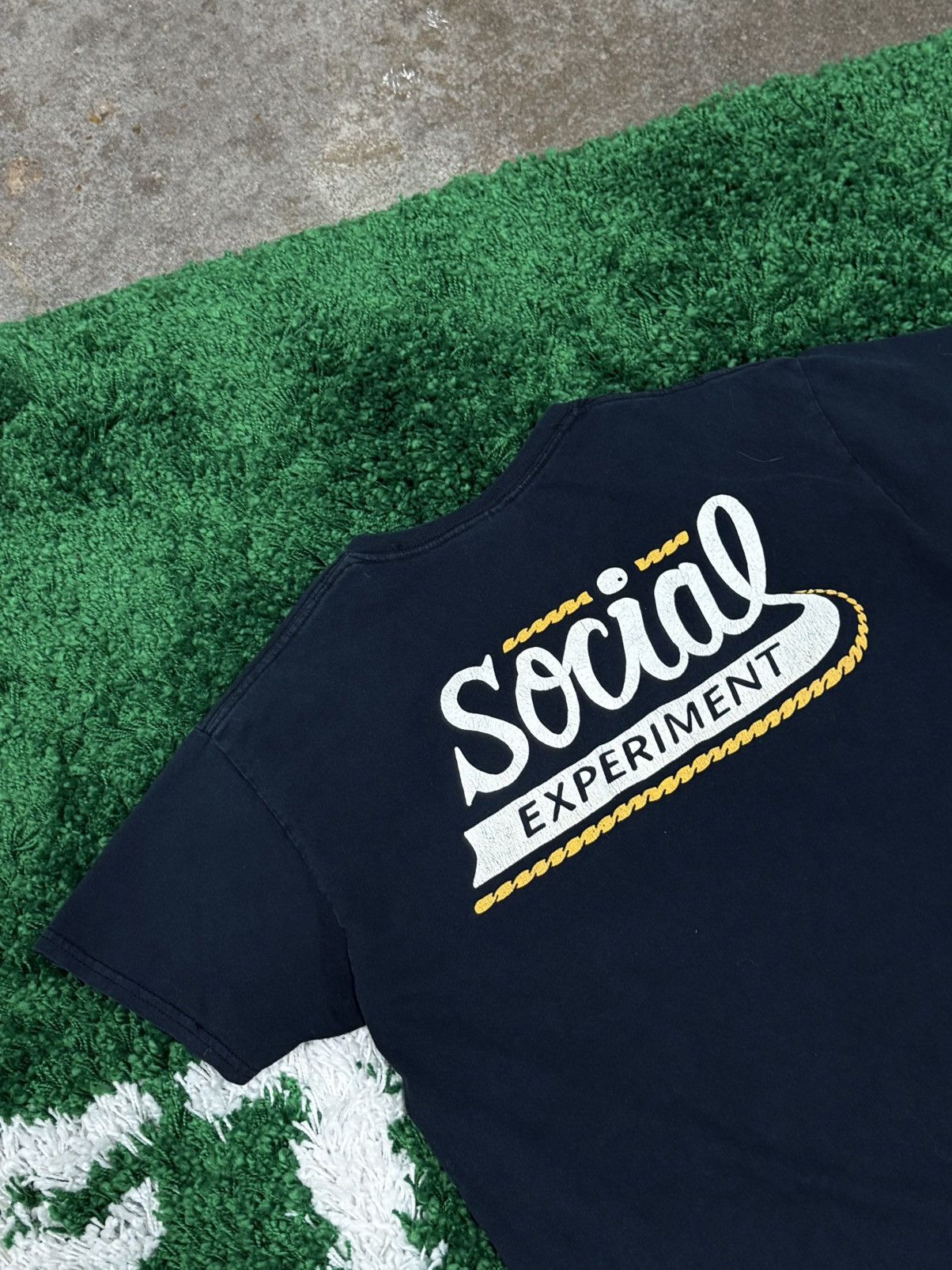 Vintage Vintage Gildan Medium Social Experiment Sox Tee Navy Medium Size US M / EU 48-50 / 2 - 2 Thumbnail
