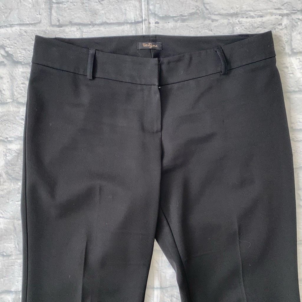 Forever 21 Forever 21 women L flat front pull on dress pants black Size 34" / US 12 / IT 48 - 3 Thumbnail