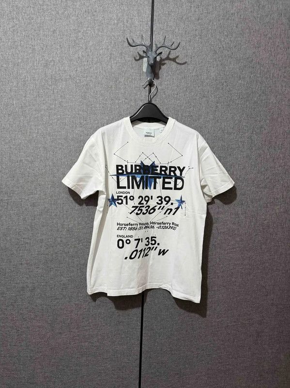 Burberry Burberry Limited Edition Graphic Print T-Shirt Size US XXS / EU 40 - 1 Thumbnail