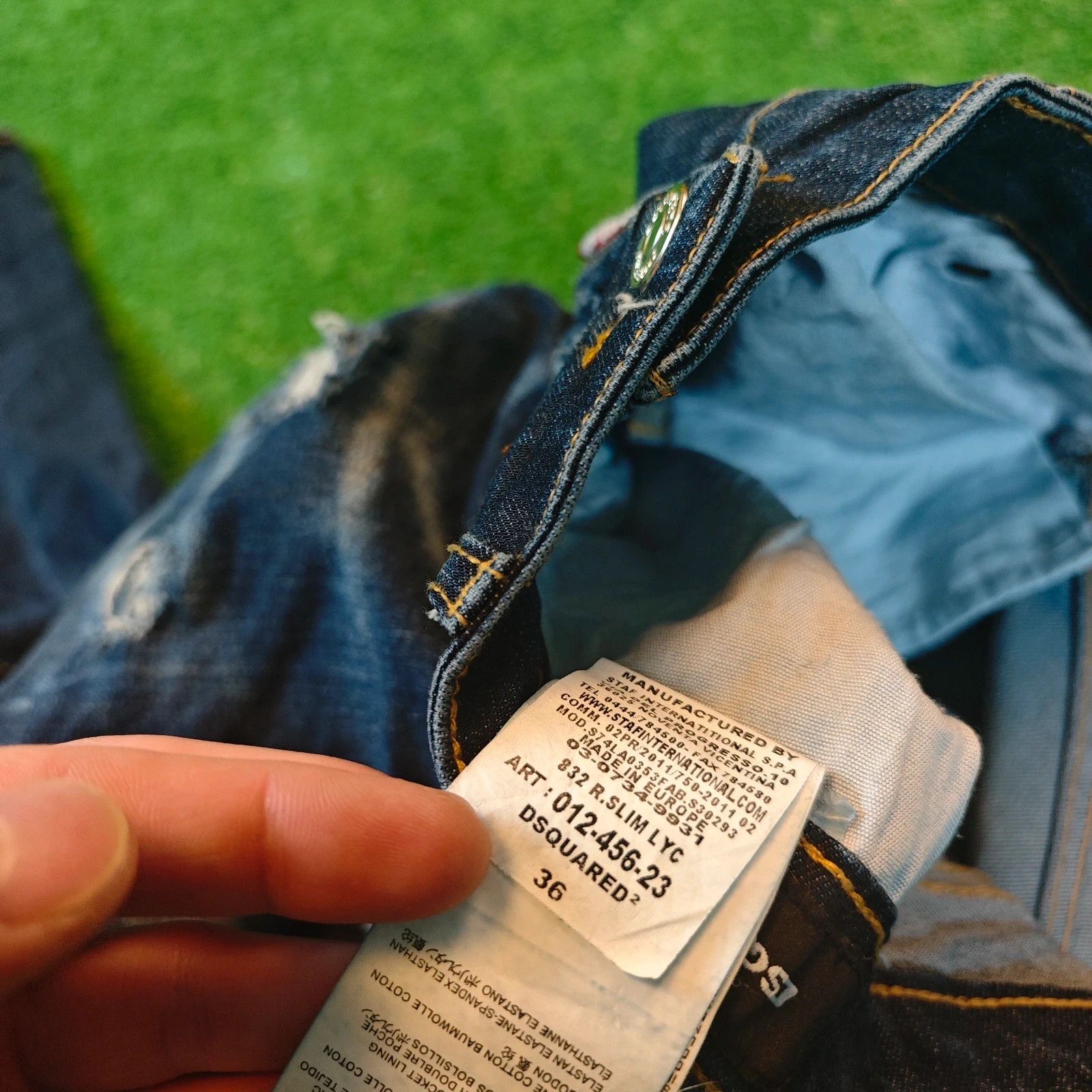Dsquared2 Dsquared2 Jeans Womens 36 Blue dark wash ripped distressed Size 26" / US 2 / IT 38 - 12 Thumbnail