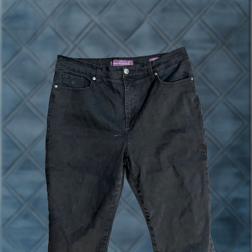Gloria Vanderbilt Gloria Vanderbilt Jeans Women’s Black Denim Amanda Straight 12 Size 12 Regular Denim Size 34" / US 12 / IT 48 - 1 Thumbnail