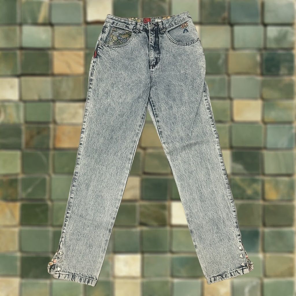 Vintage VINTAGE Corniche Jeans 80s Floral Embroidered Women’s 11/12 Made In Hong Kong Blue Denim Size 34" / US 12 / IT 48 - 1 Thumbnail