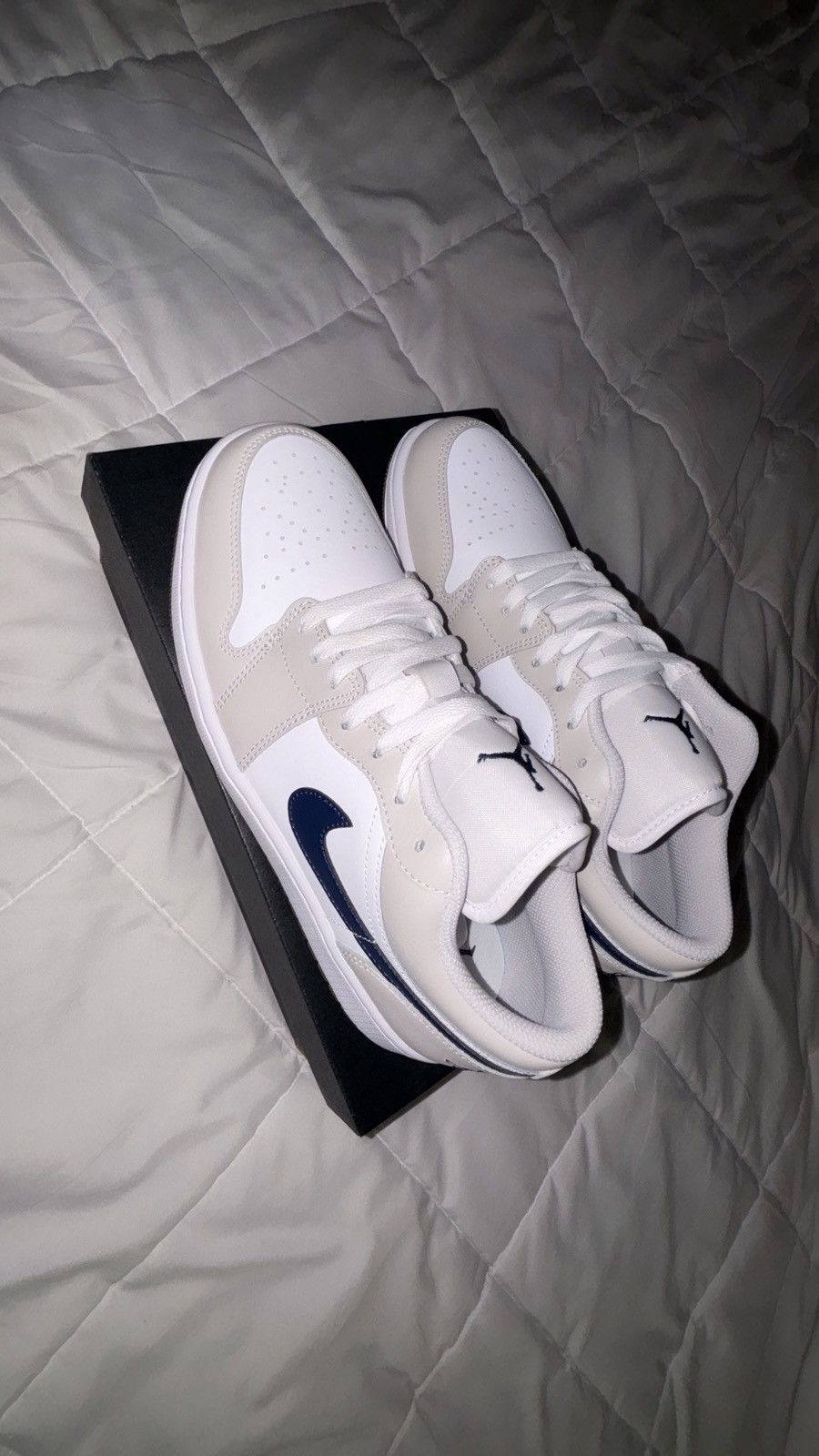 Jordan Brand Air Jordan 1 Low Size US 9 / EU 42 - 3 Thumbnail