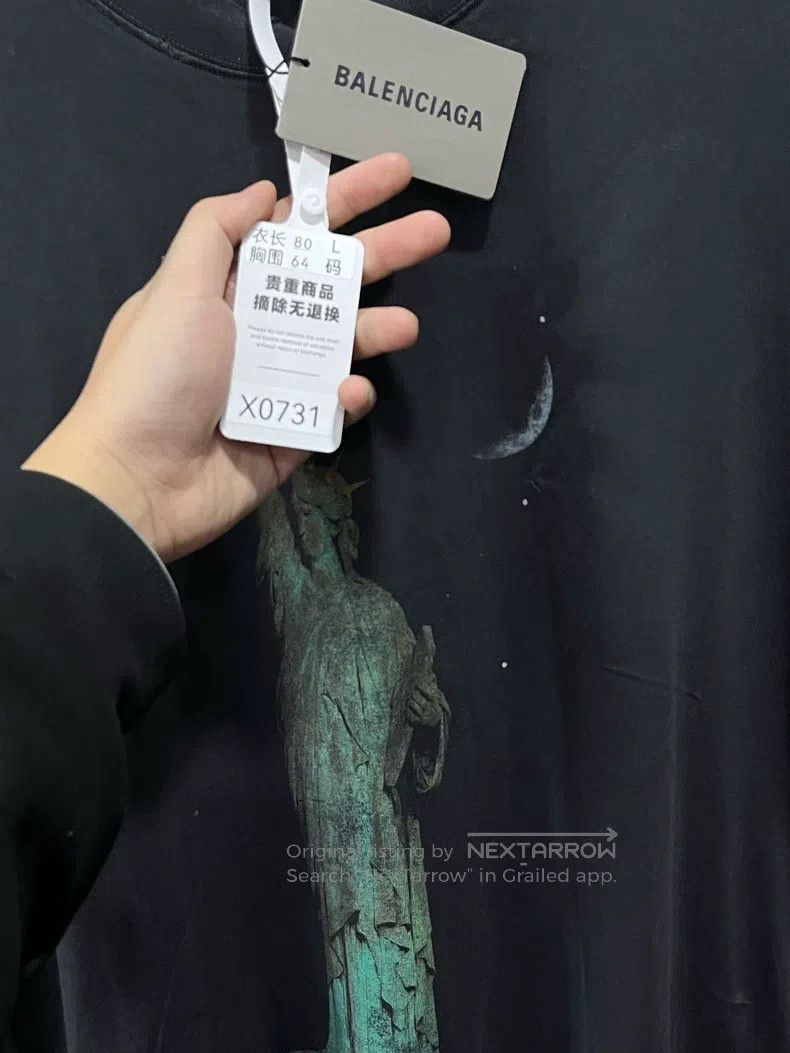 Balenciaga Balenciaga Statue of Liberty short sleeve Size US L / EU 52-54 / 3 - 8 Thumbnail