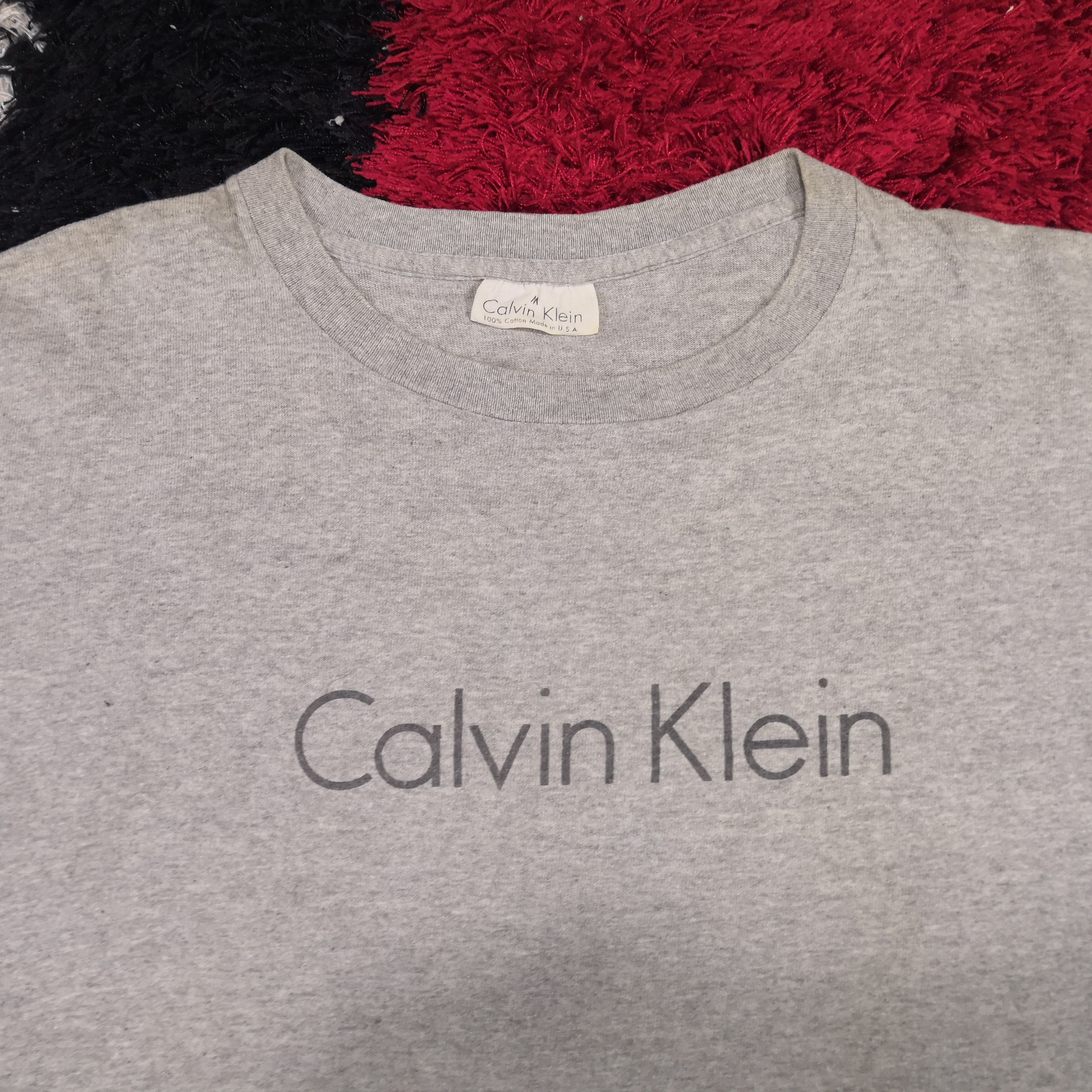 Calvin Klein Vintage 90's Calvin Klein T-shirt Calvin Klein Crewneck Tees Size US M / EU 48-50 / 2 - 2 Thumbnail